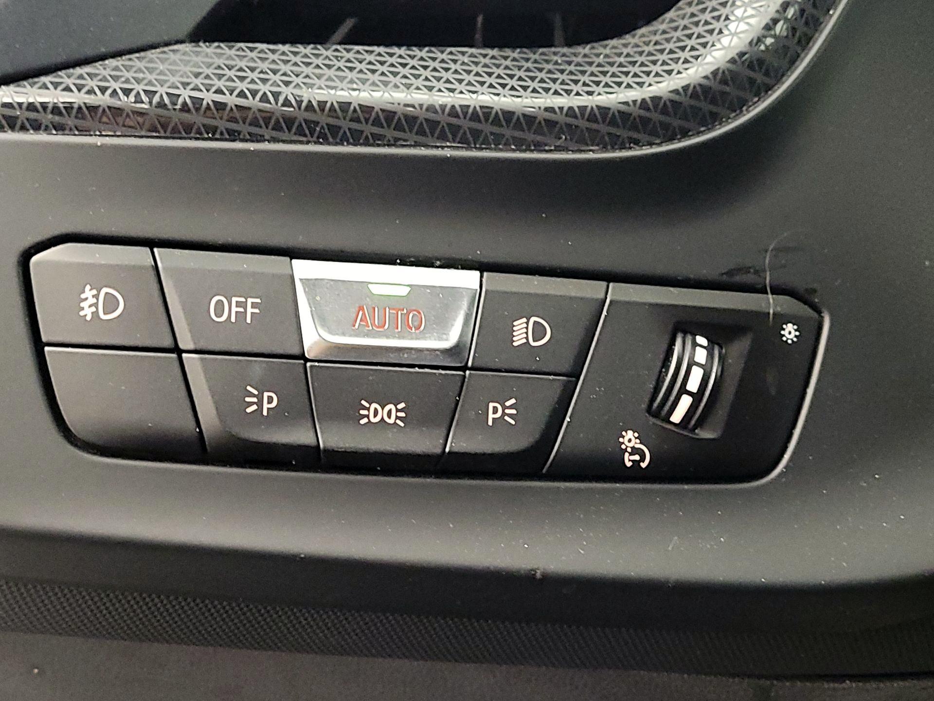 Thumbnail: 2021 BMW 2 Series - 13