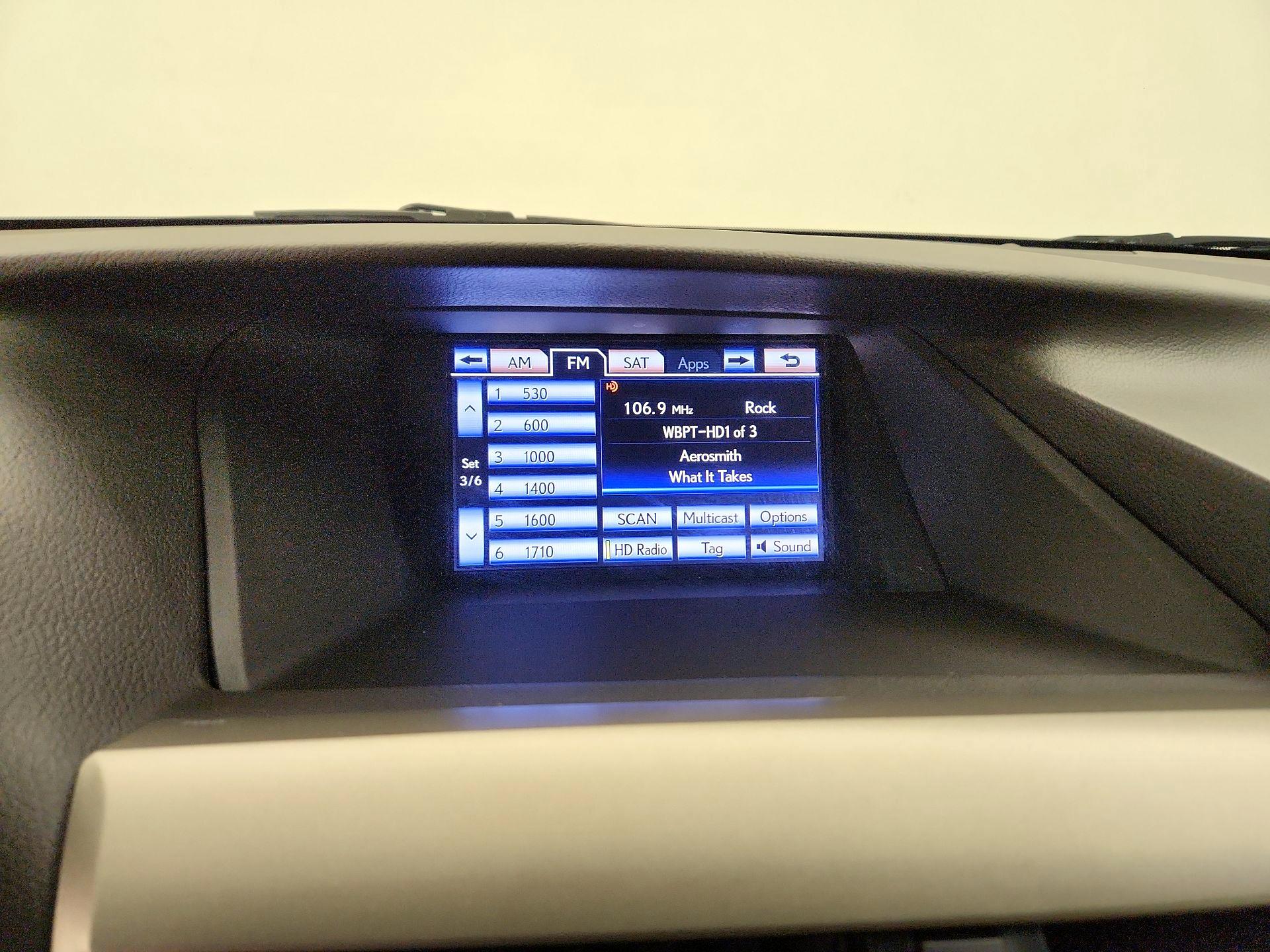 Thumbnail: 2015 Lexus RX - 16