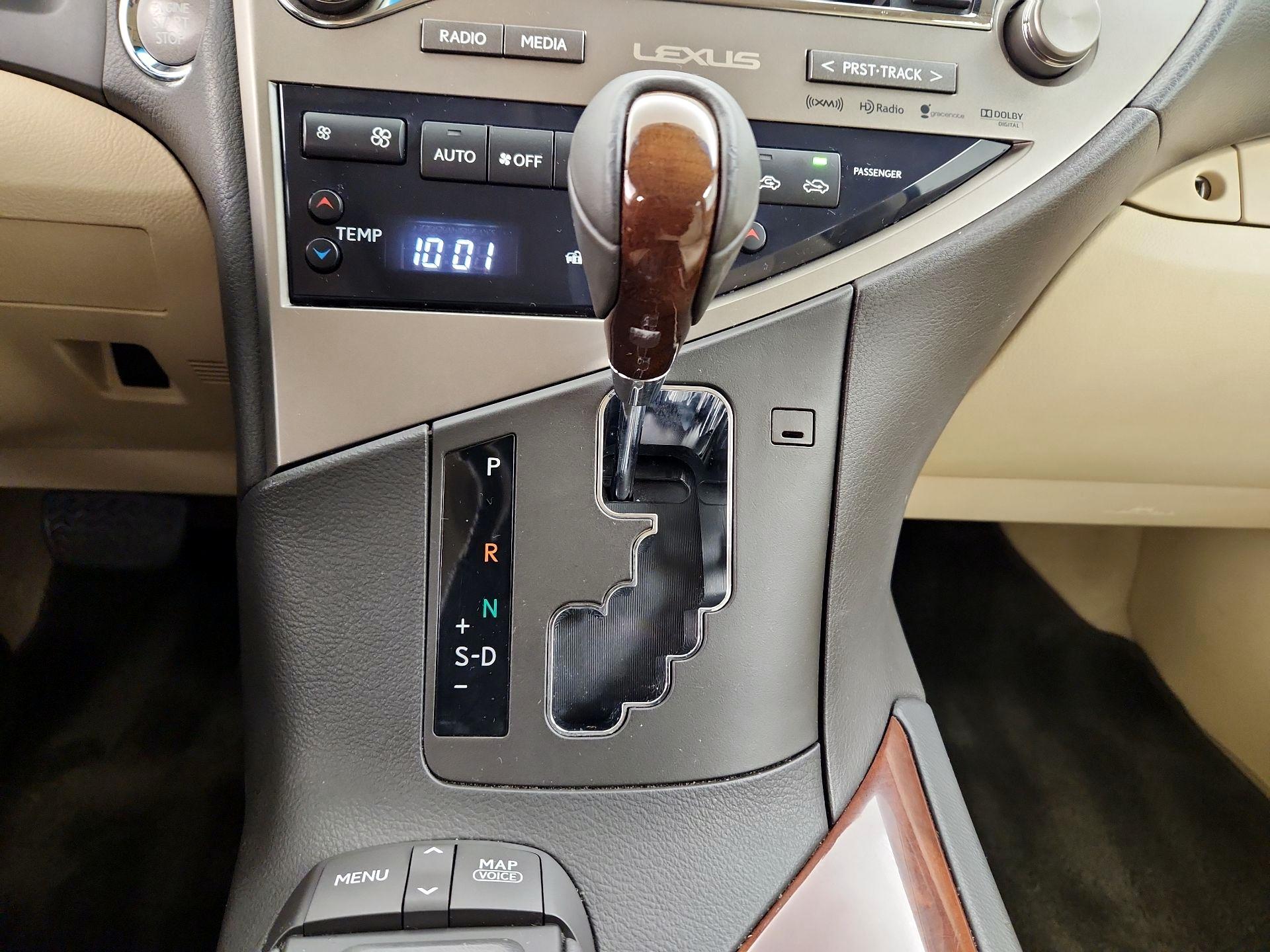 Thumbnail: 2015 Lexus RX - 18