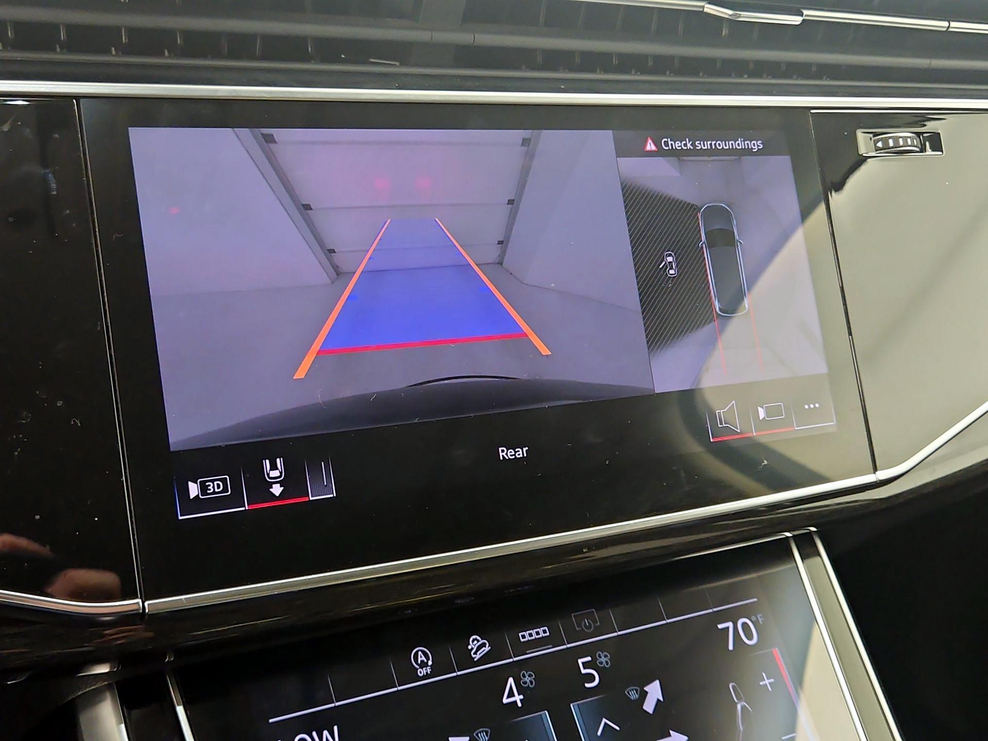 Thumbnail: 2025 Audi Q7 - 15