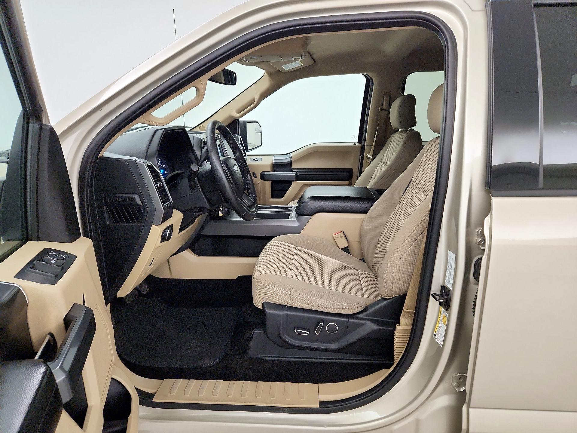 Thumbnail: 2017 Ford F-150 - 9