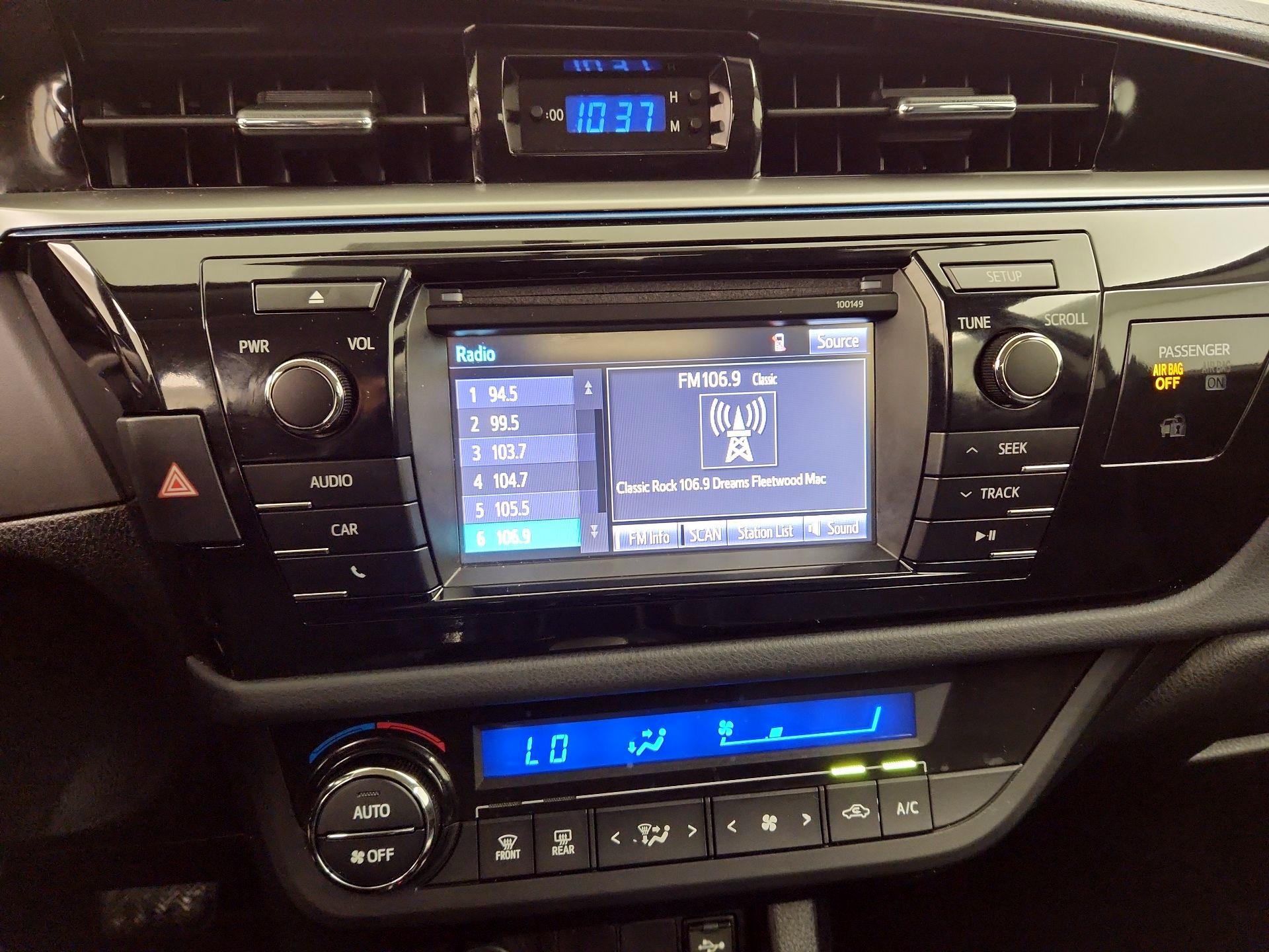 Thumbnail: 2015 Toyota Corolla - 15