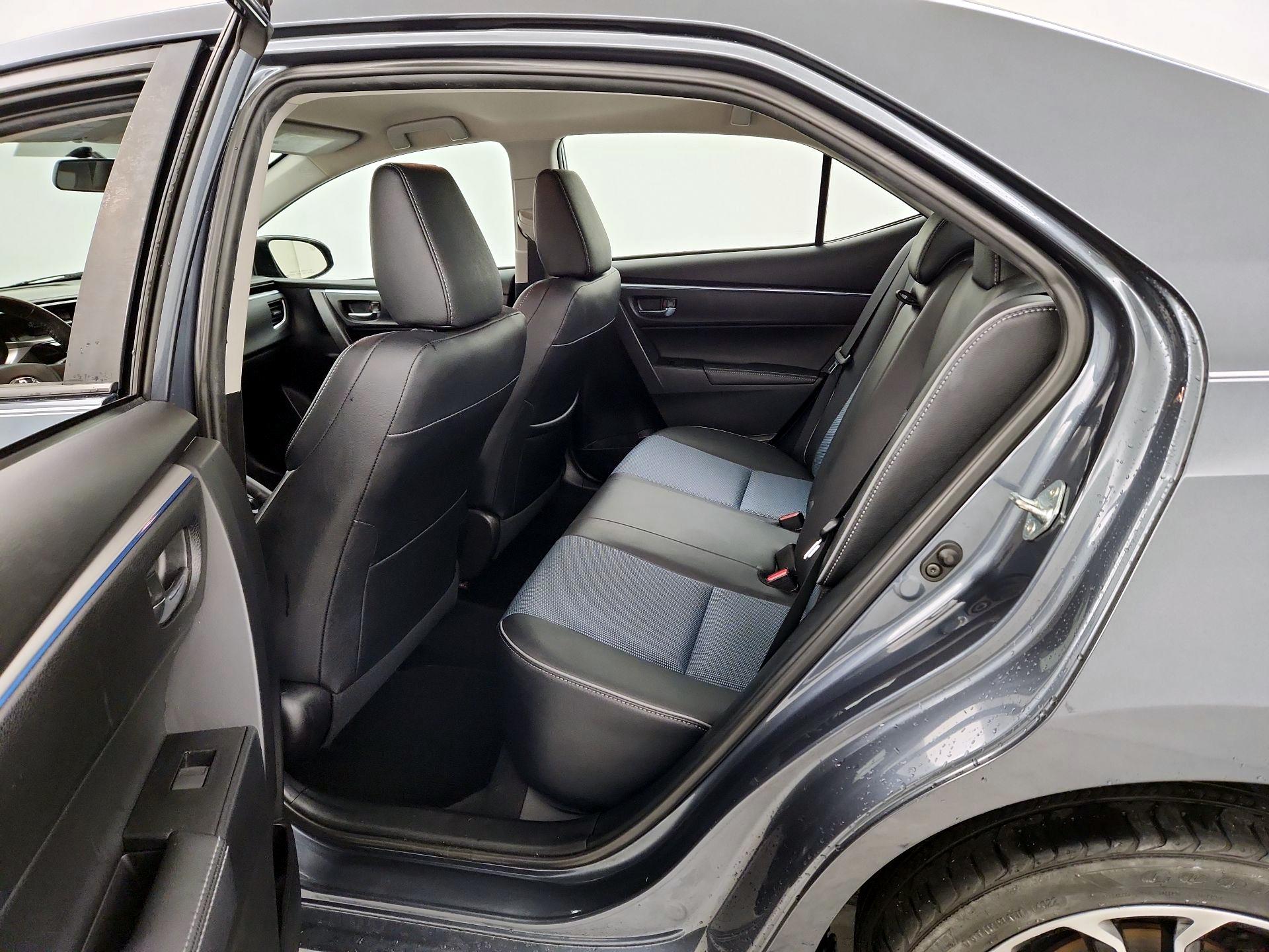 Thumbnail: 2015 Toyota Corolla - 19