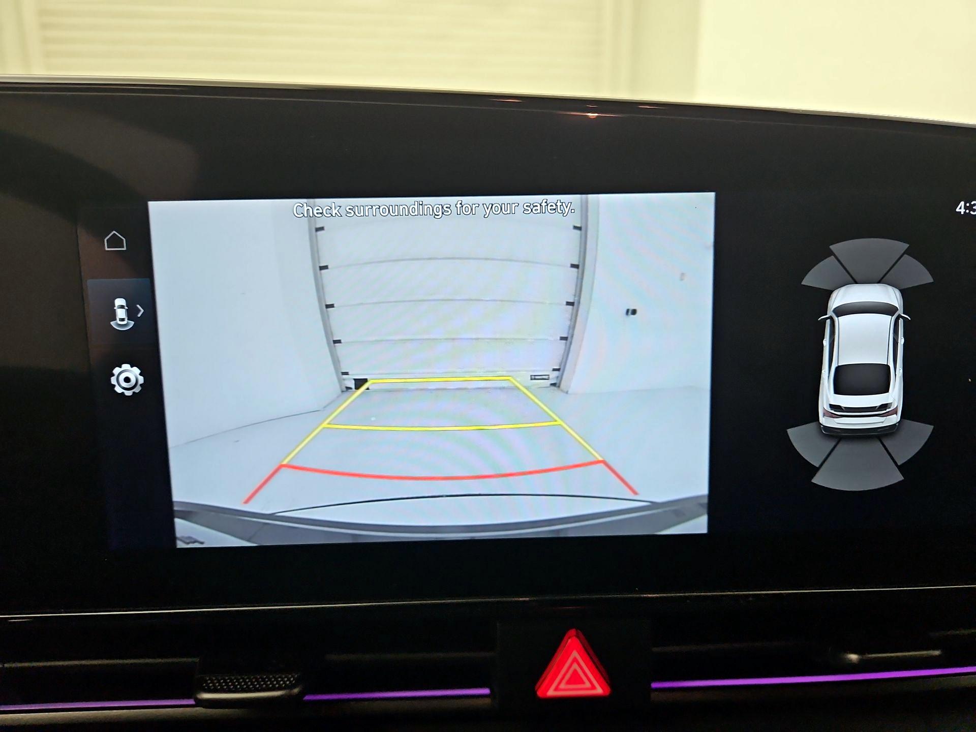 Thumbnail: 2025 Hyundai Elantra - 15