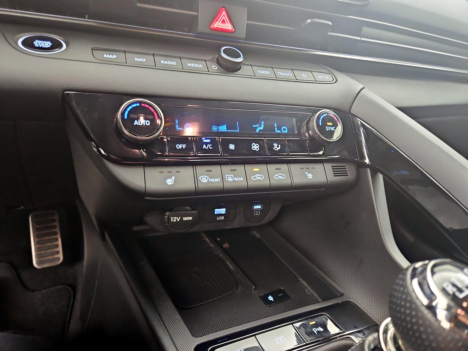 Thumbnail: 2025 Hyundai Elantra - 17