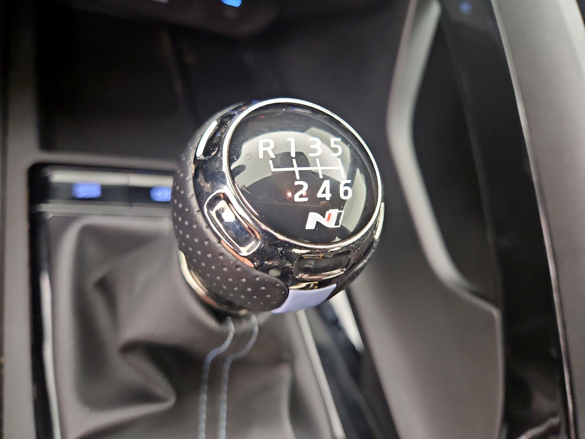 Thumbnail: 2025 Hyundai Elantra - 18