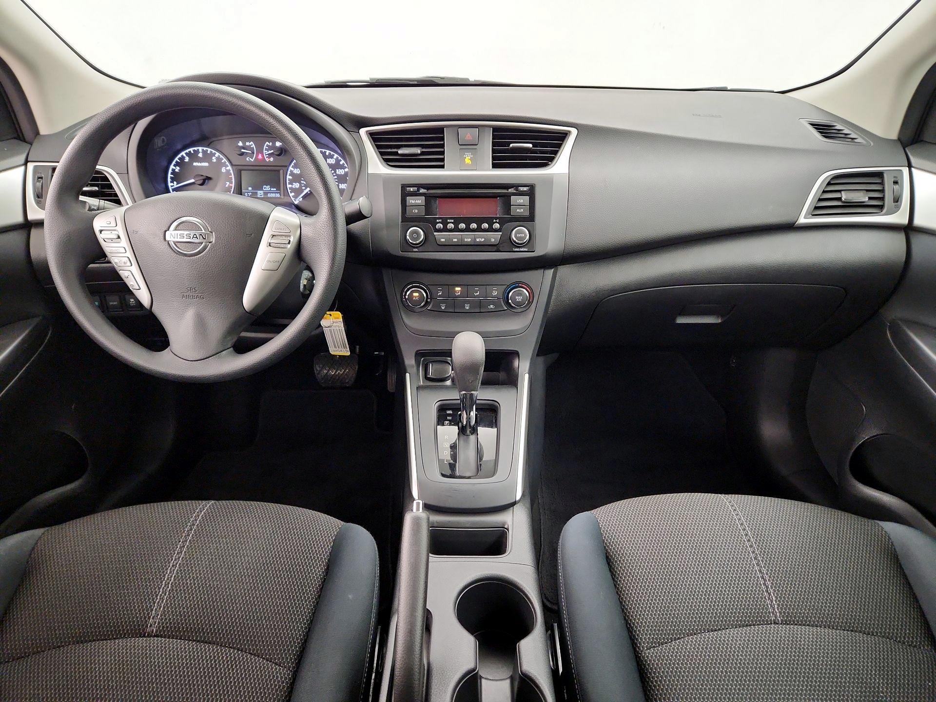 Thumbnail: 2017 Nissan Sentra - 9