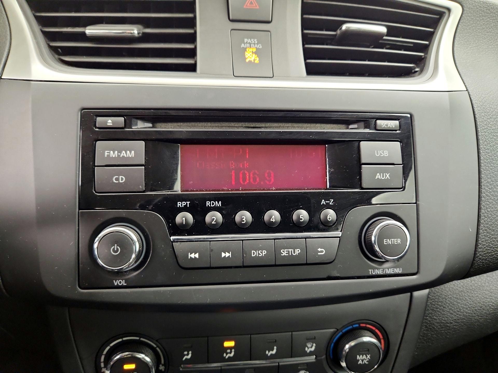 Thumbnail: 2017 Nissan Sentra - 14