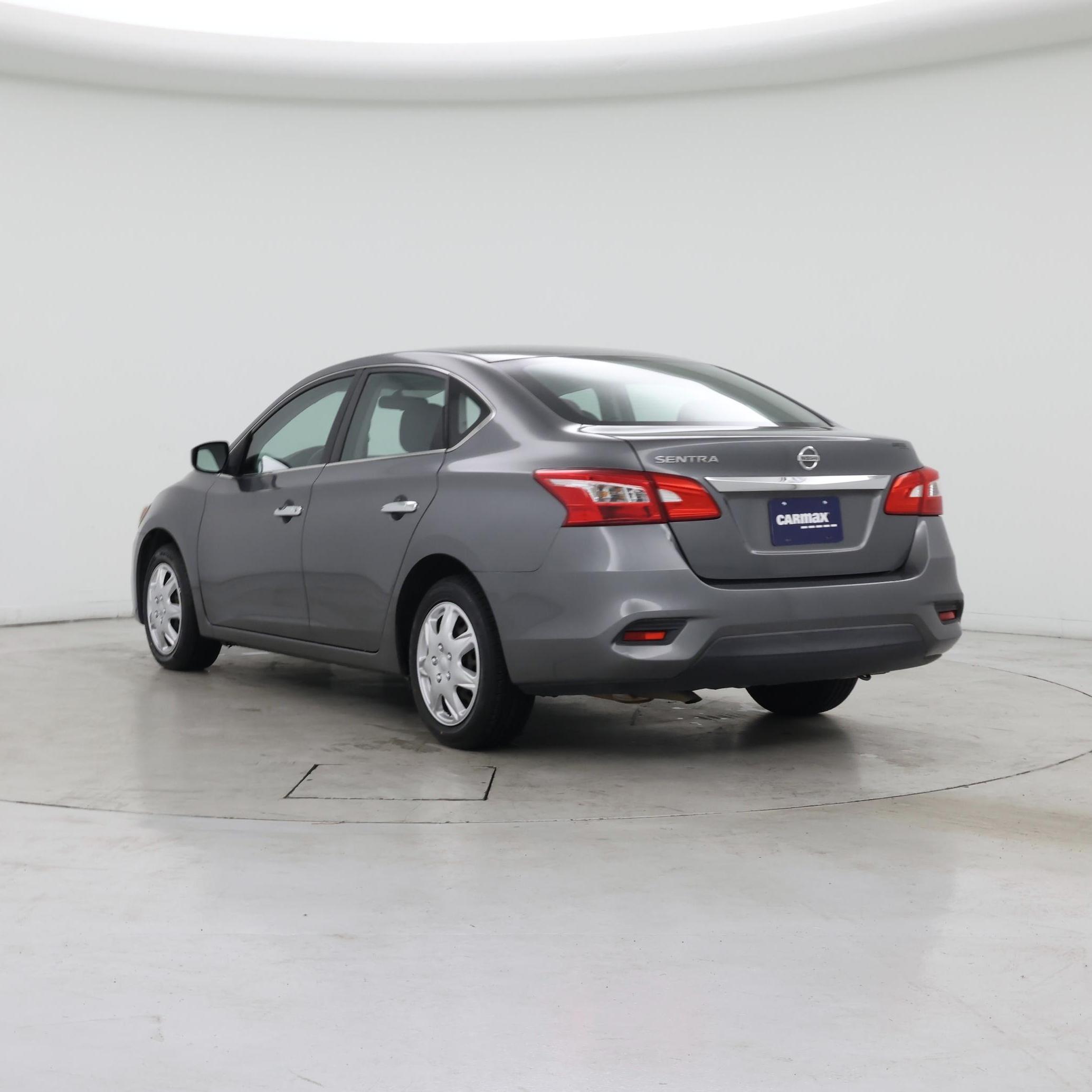 Thumbnail: 2017 Nissan Sentra - 2