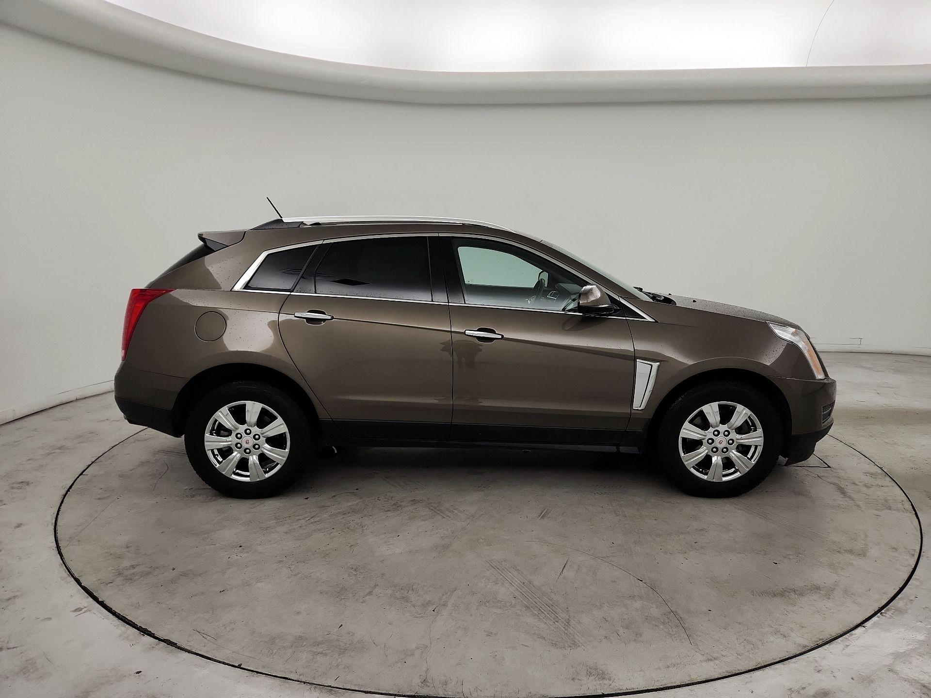 Thumbnail: 2015 Cadillac SRX - 4