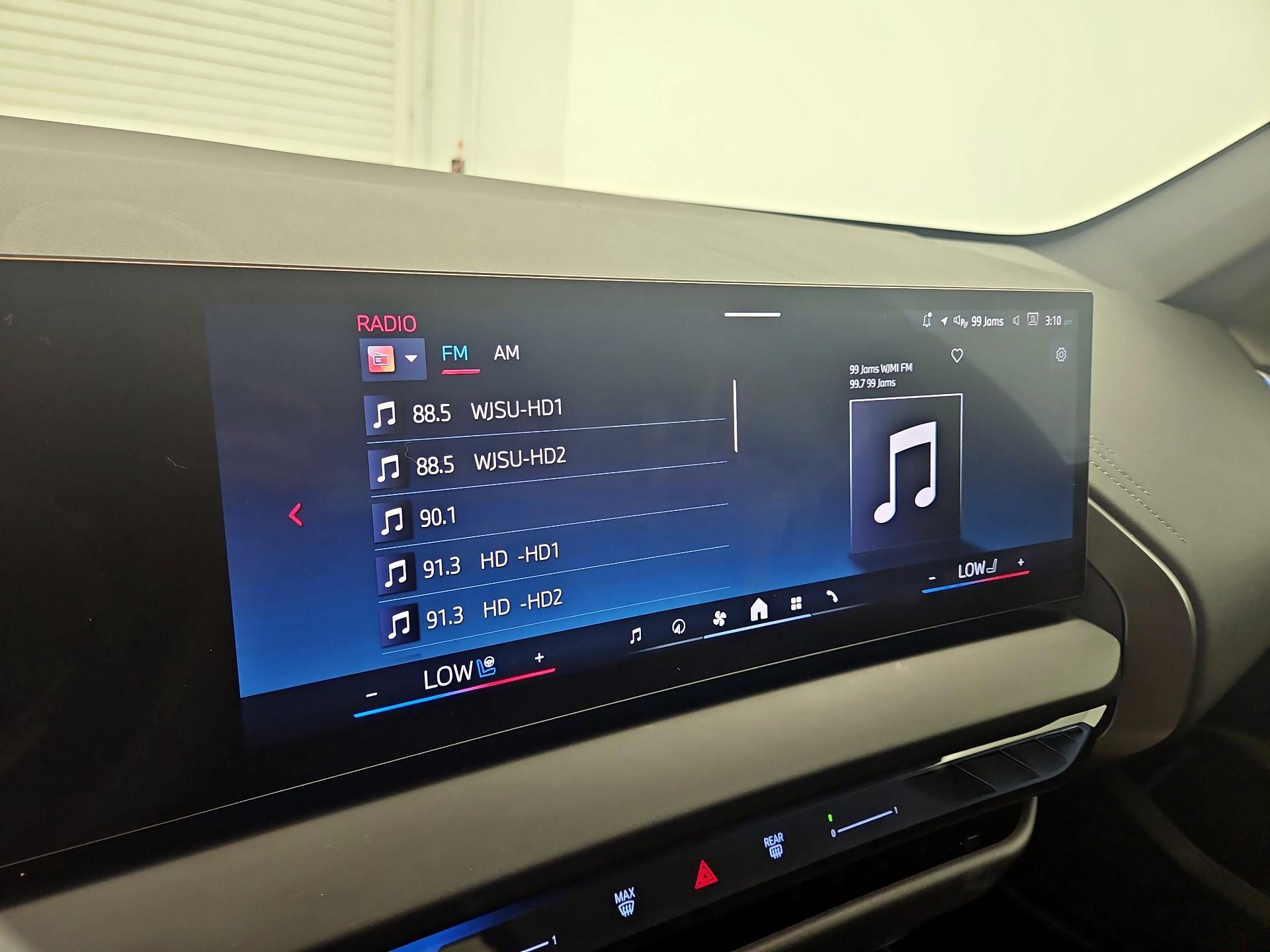 Thumbnail: 2025 BMW X3 - 14