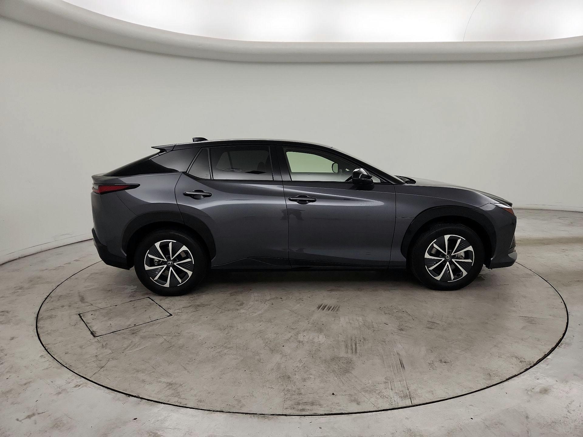 Thumbnail: 2024 Lexus RZ - 4