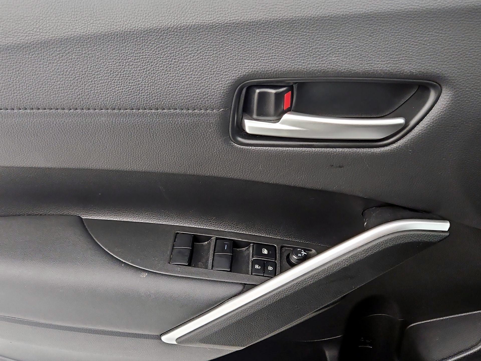 Thumbnail: 2023 Toyota Corolla Cross - 12