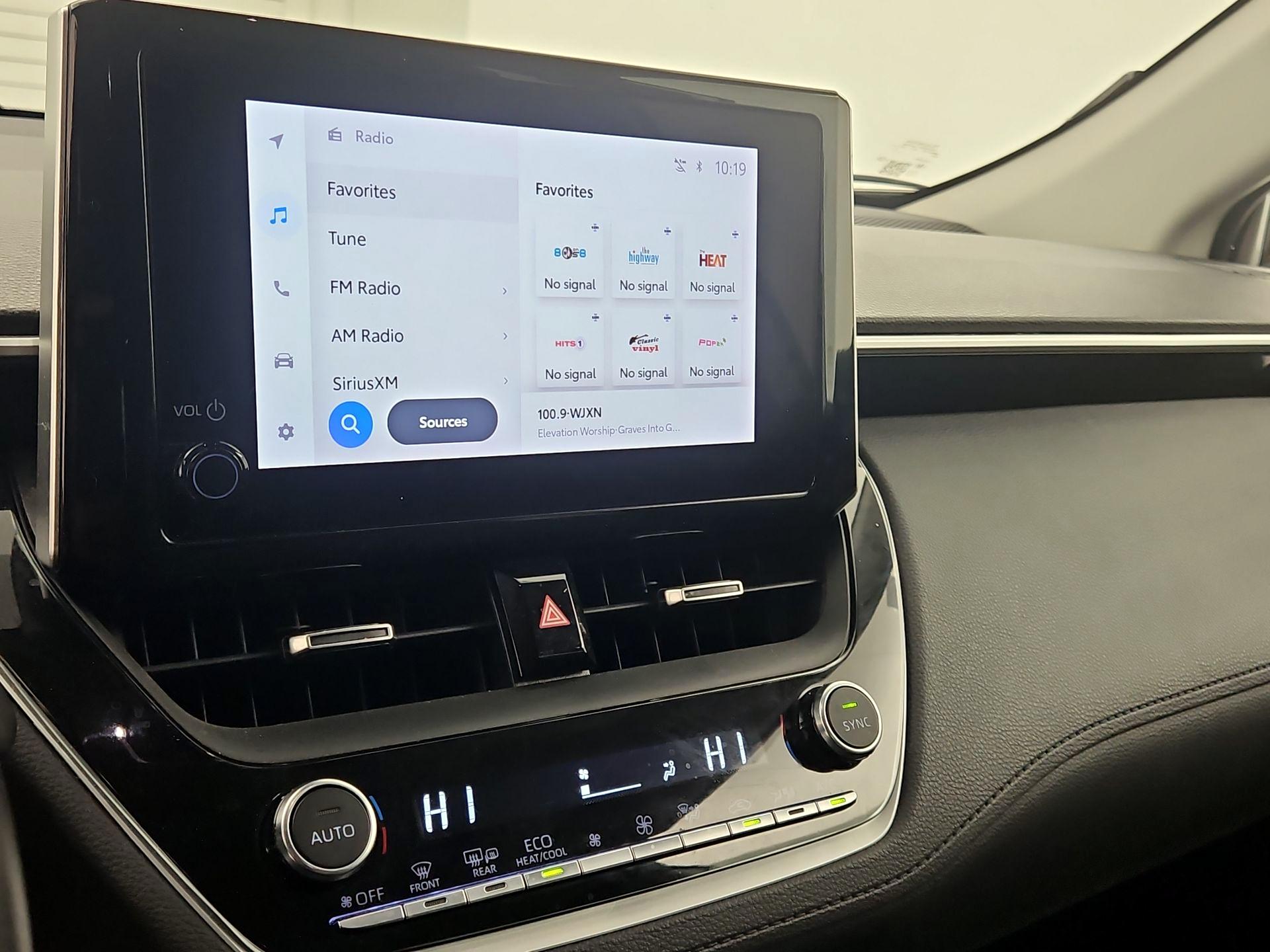 Thumbnail: 2023 Toyota Corolla Cross - 15