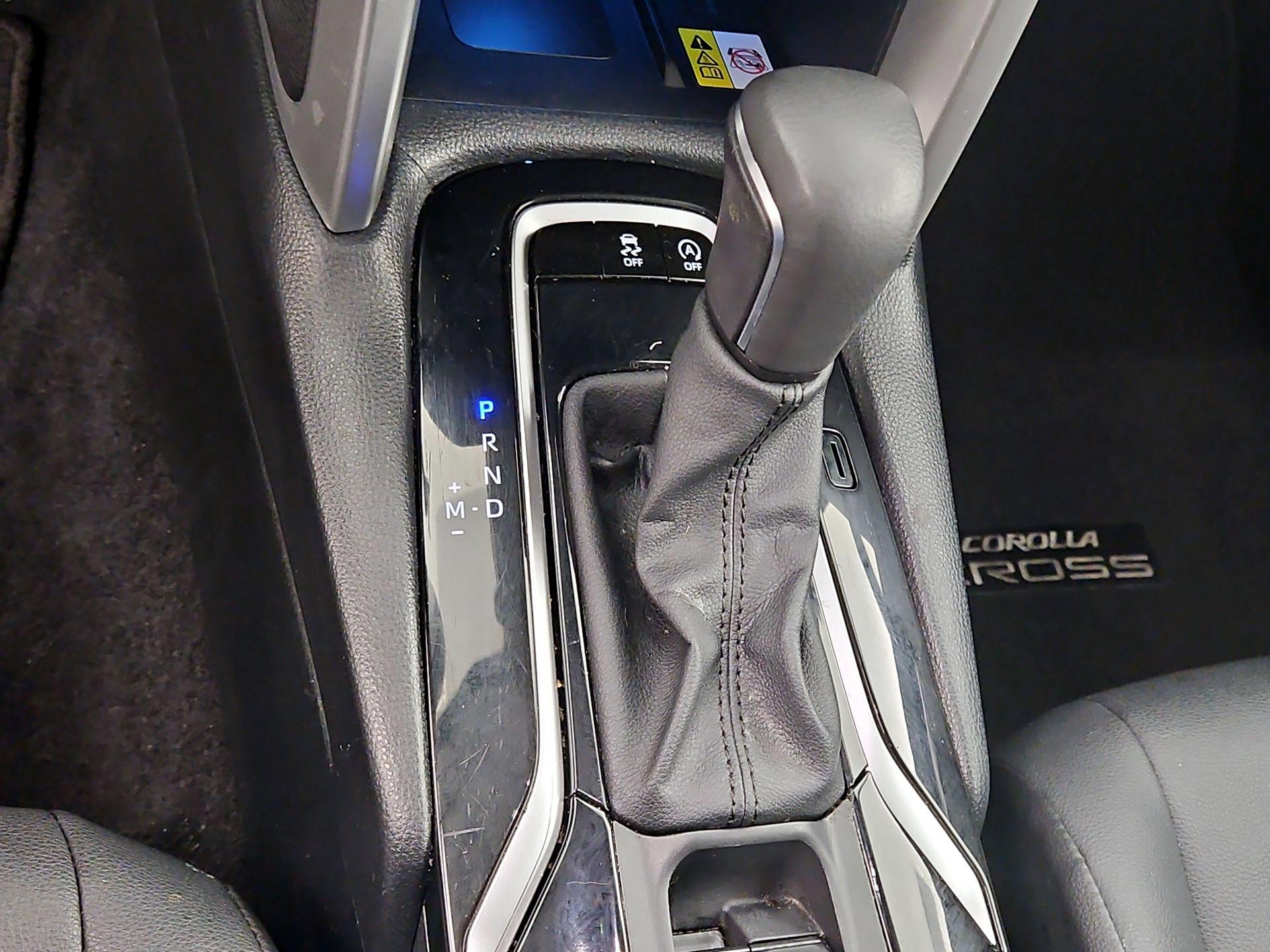 Thumbnail: 2023 Toyota Corolla Cross - 17