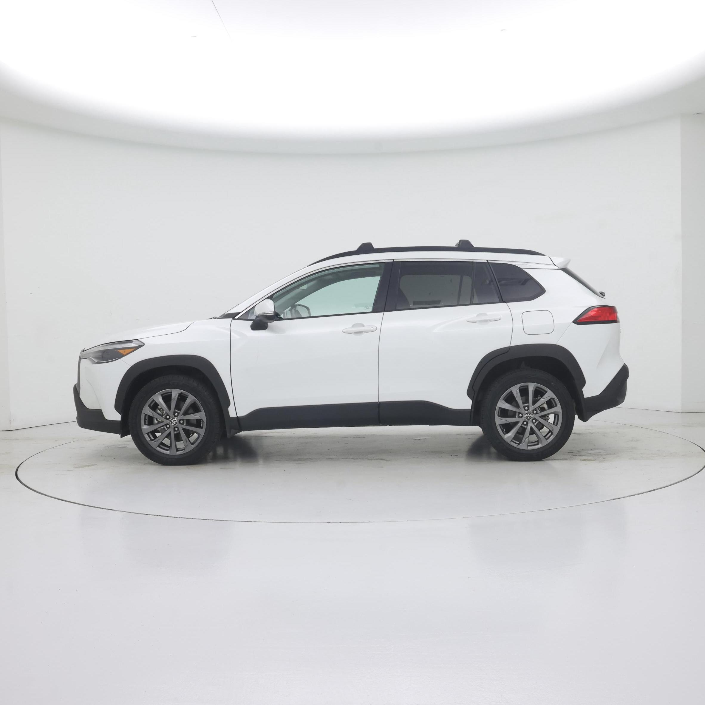 Thumbnail: 2023 Toyota Corolla Cross - 3