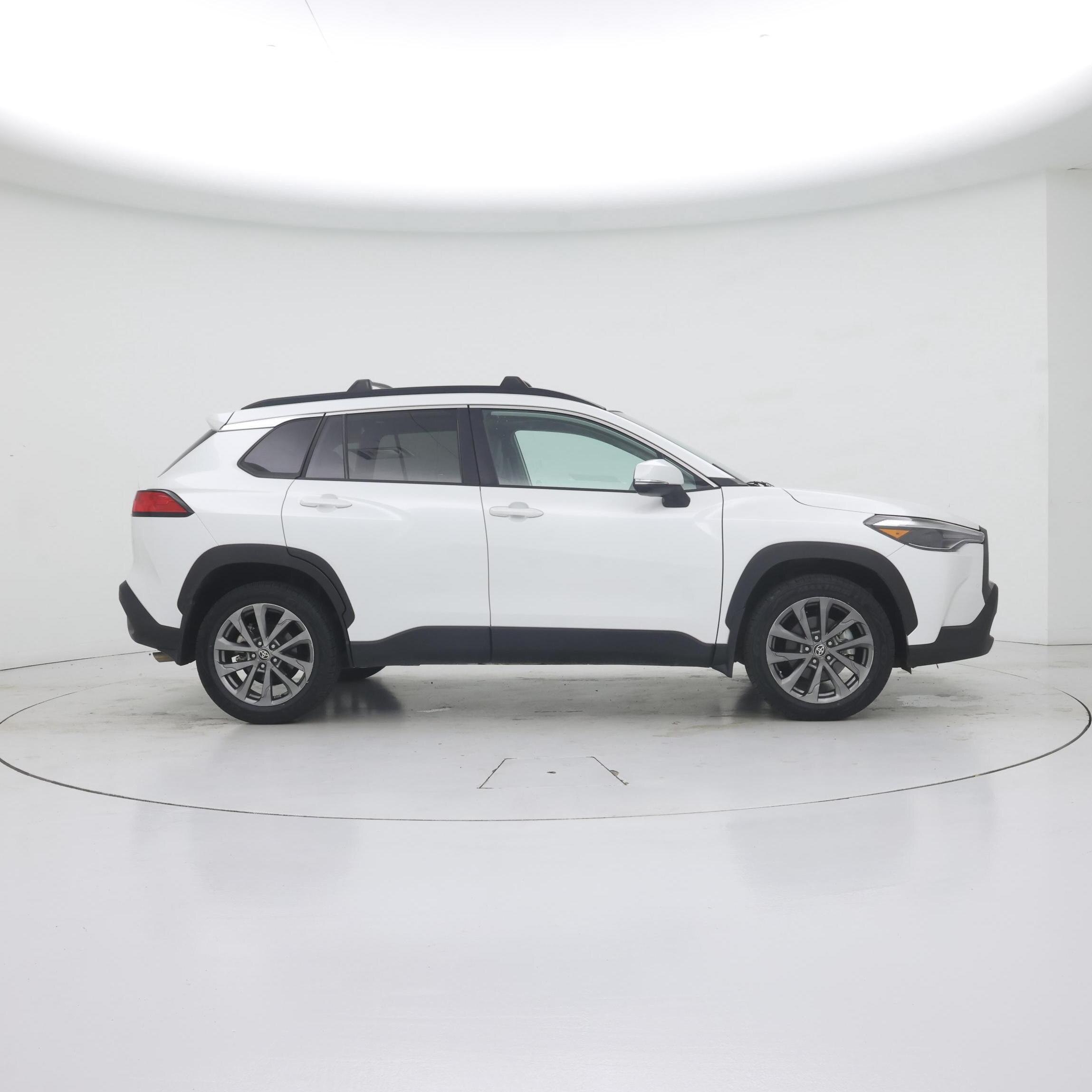 Thumbnail: 2023 Toyota Corolla Cross - 7