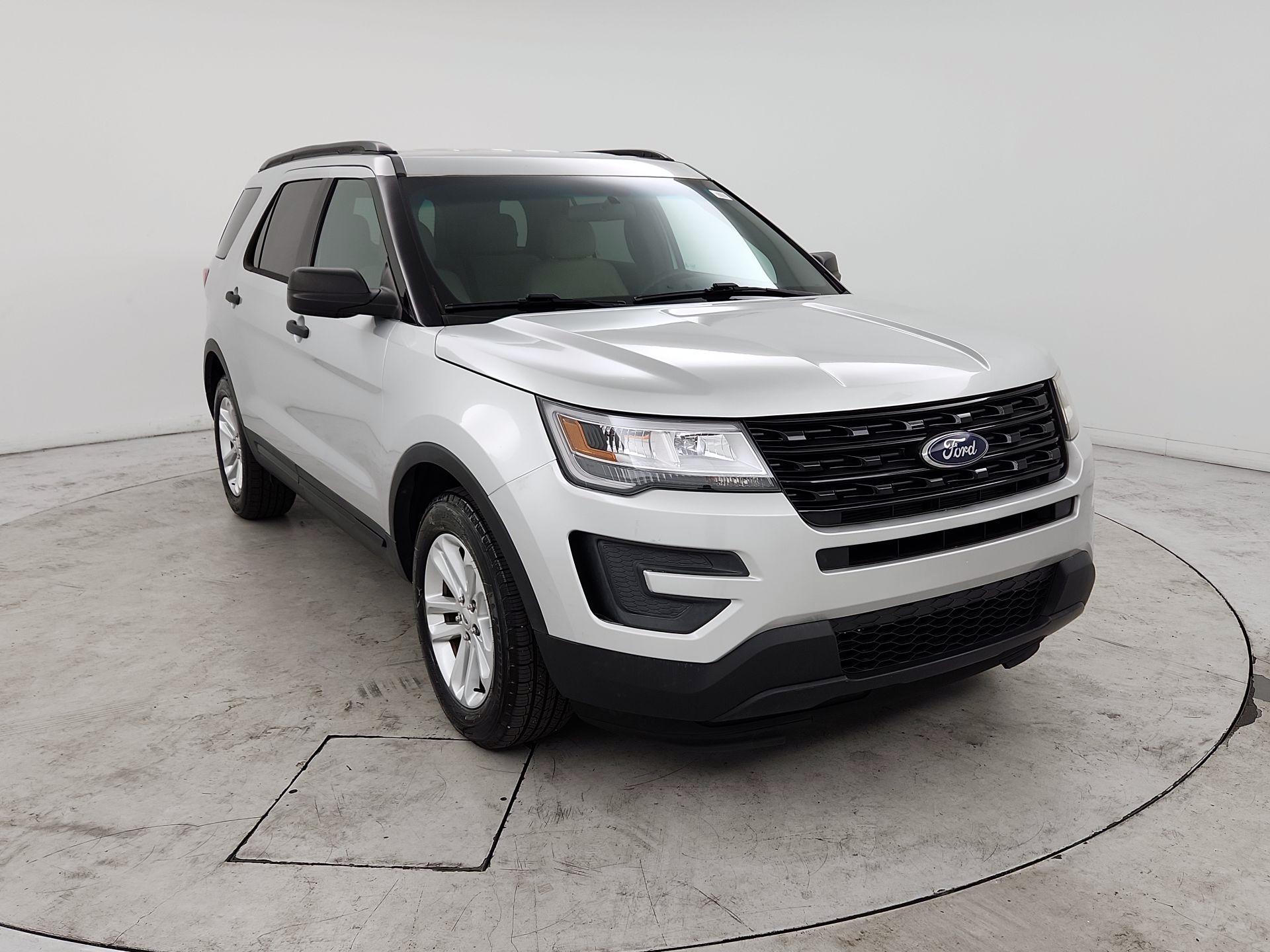 Thumbnail: 2016 Ford Explorer - 1
