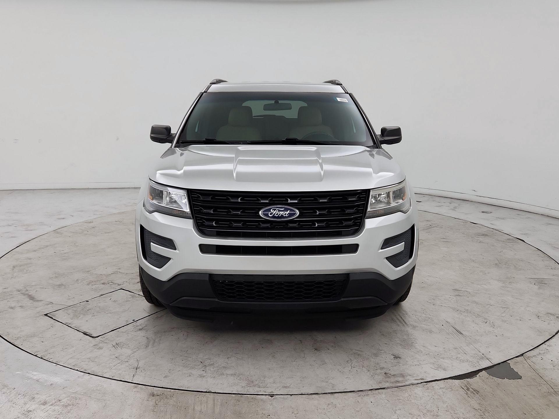 Thumbnail: 2016 Ford Explorer - 2