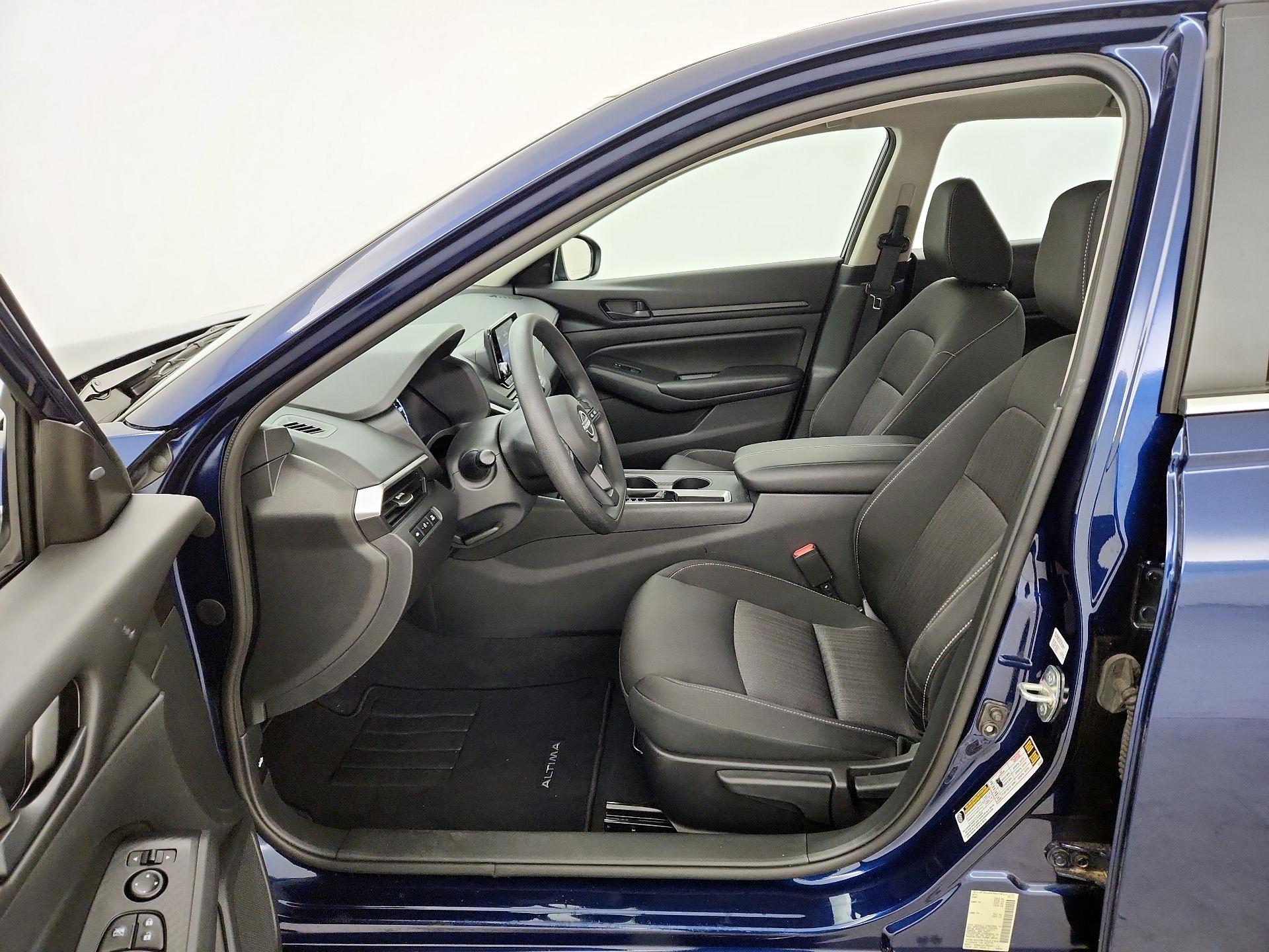 Thumbnail: 2023 Nissan Altima - 11