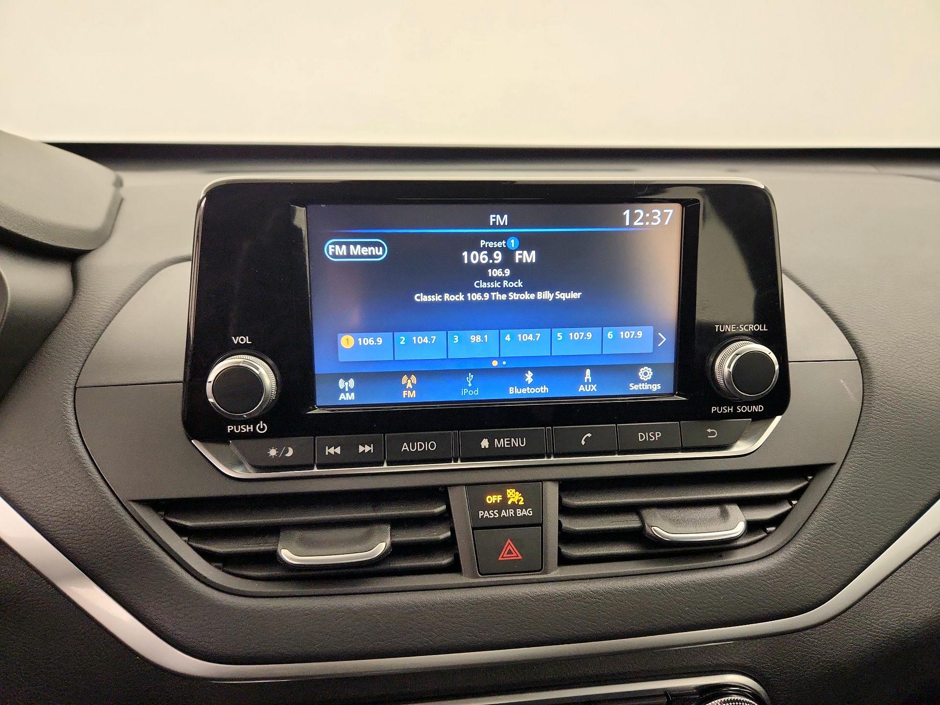 Thumbnail: 2023 Nissan Altima - 15