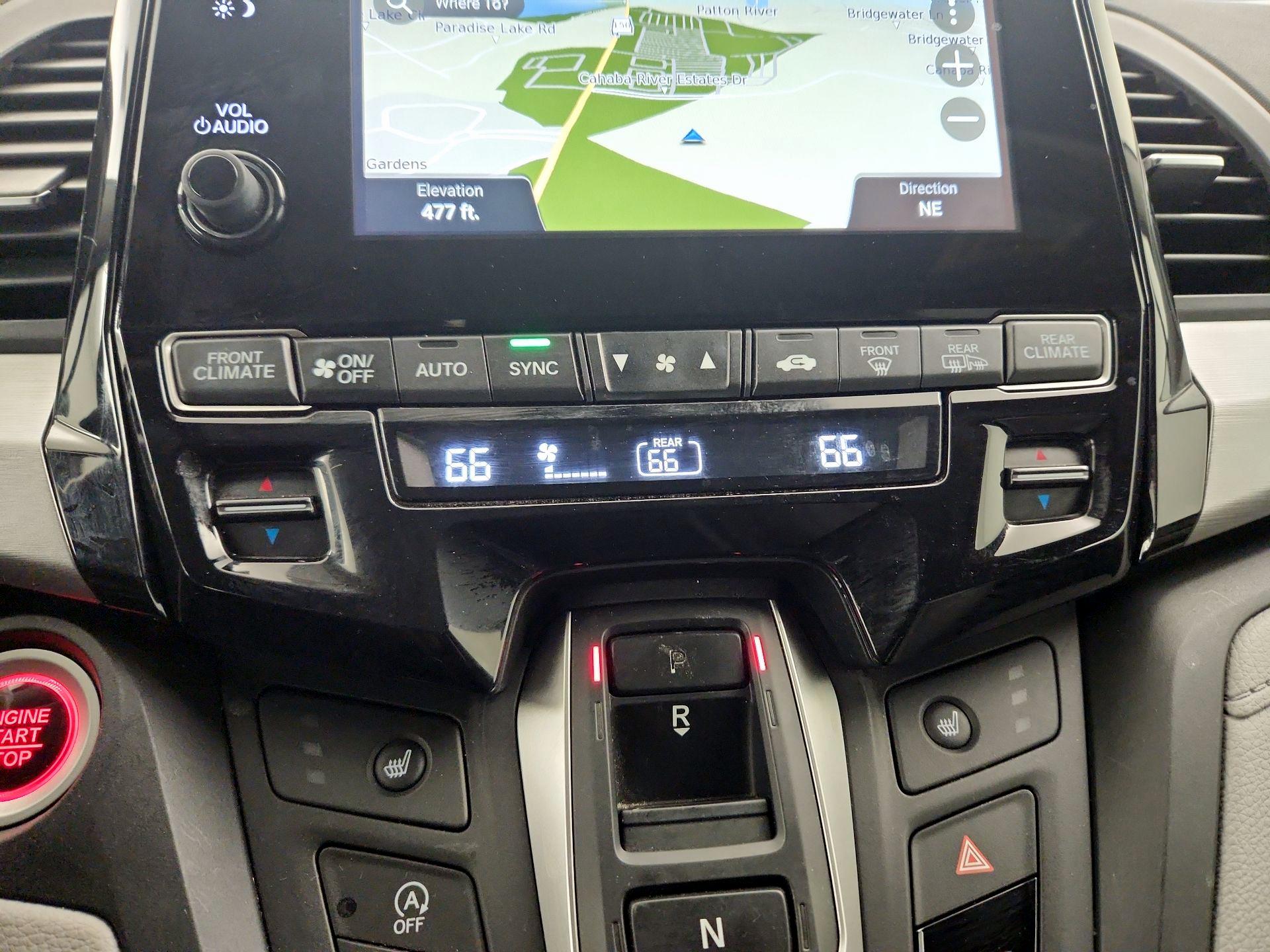 Thumbnail: 2018 Honda Odyssey - 15