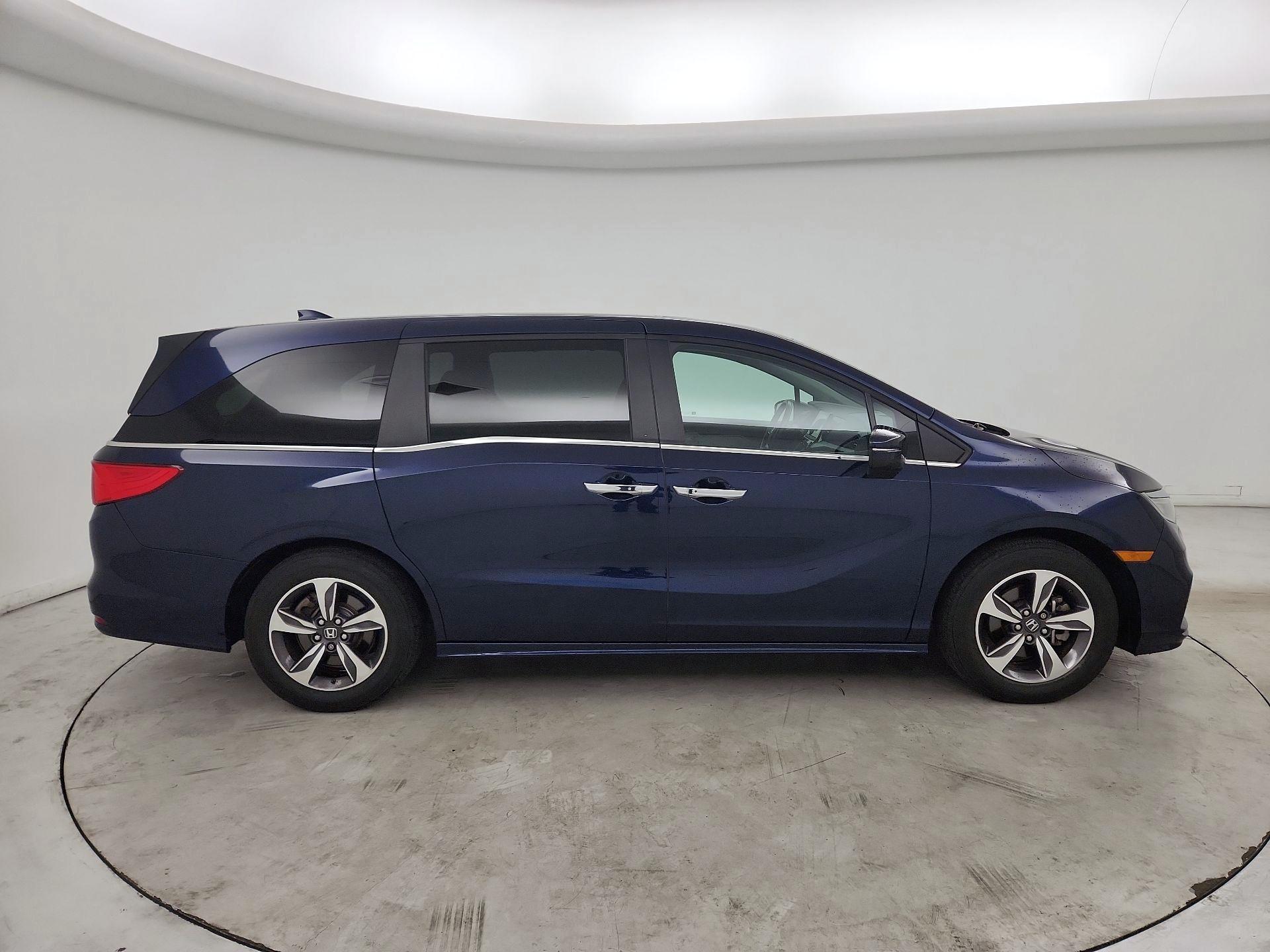 Thumbnail: 2018 Honda Odyssey - 4