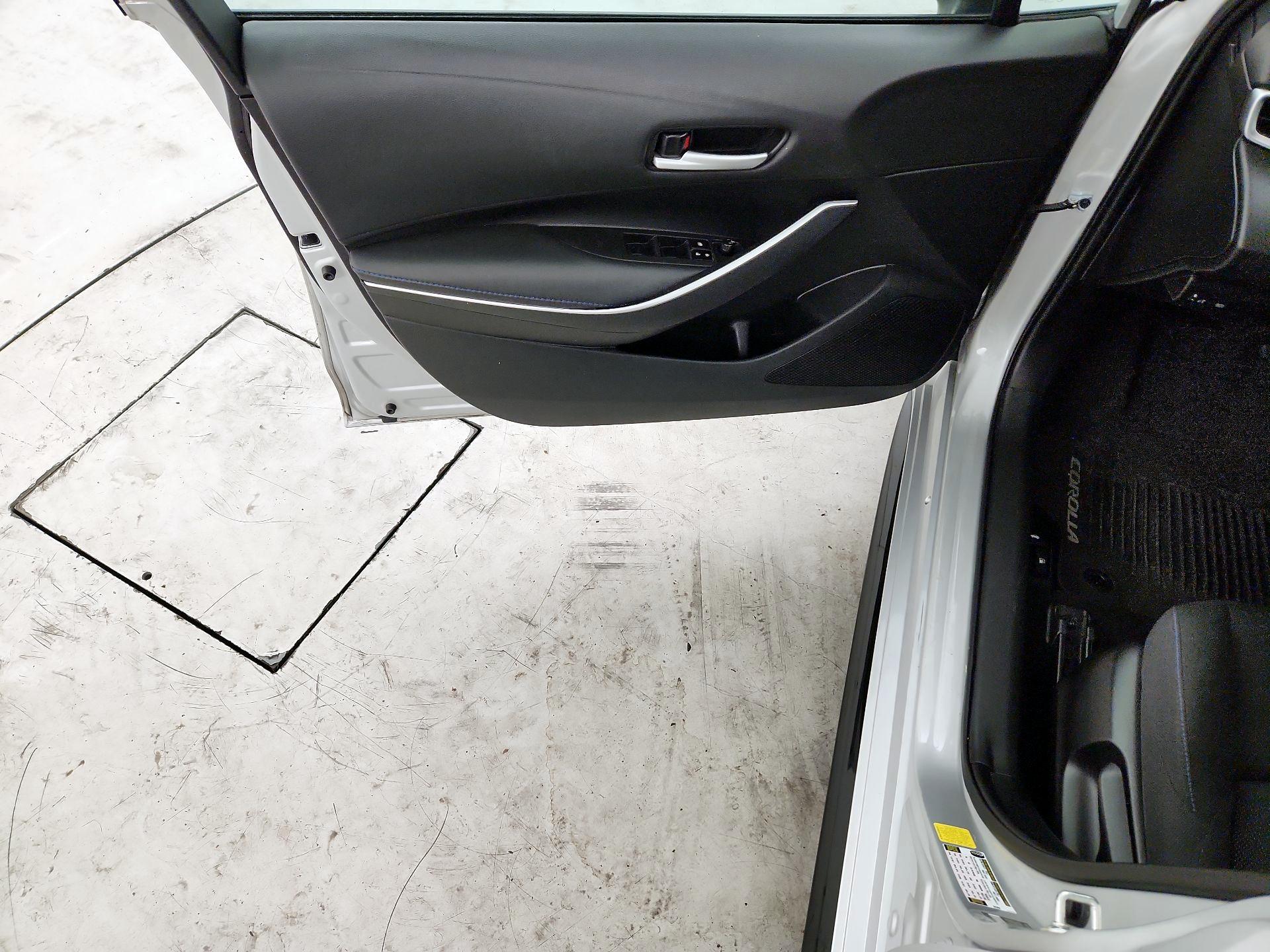 Thumbnail: 2020 Toyota Corolla - 10