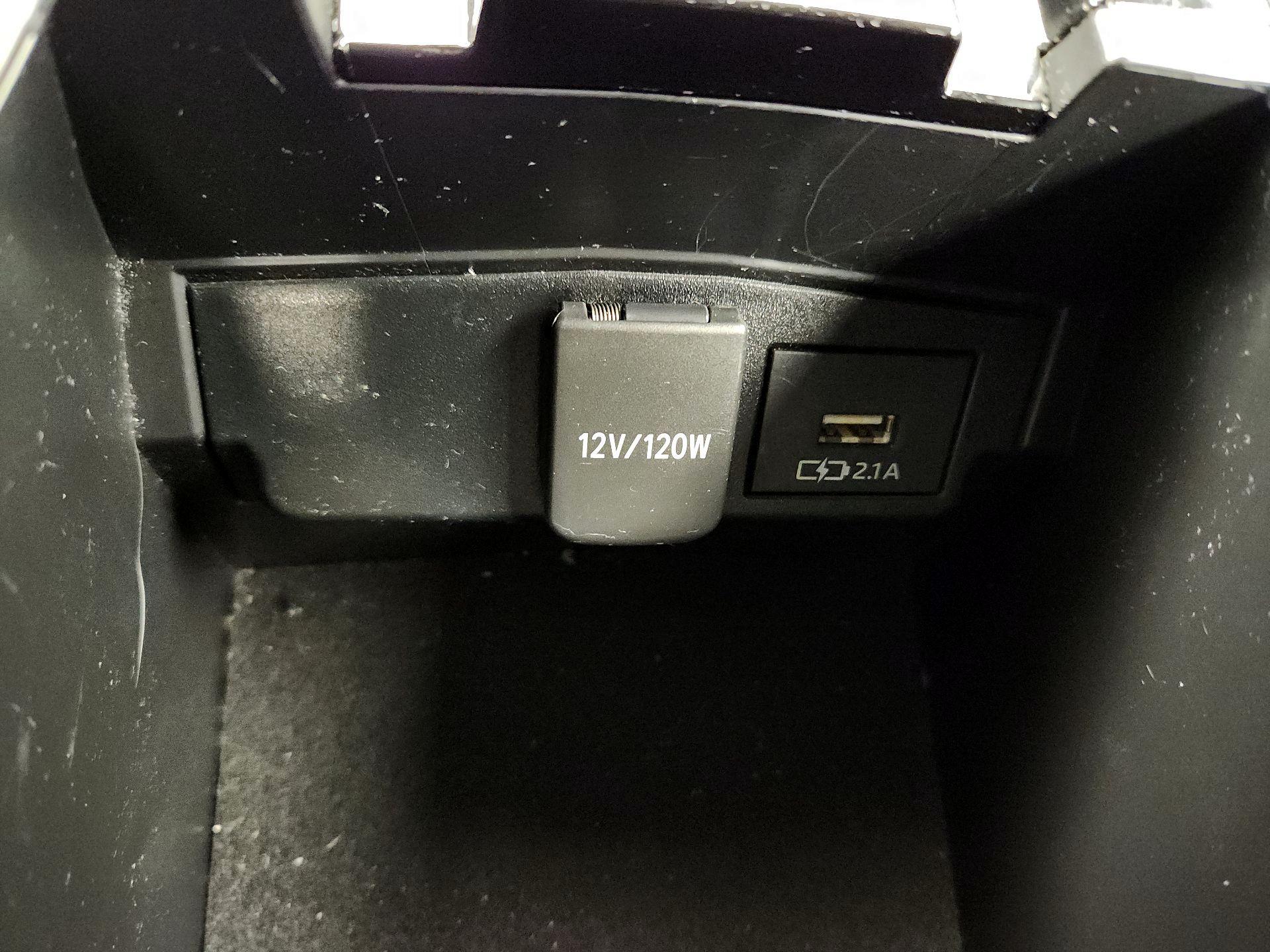 Thumbnail: 2020 Toyota Corolla - 16