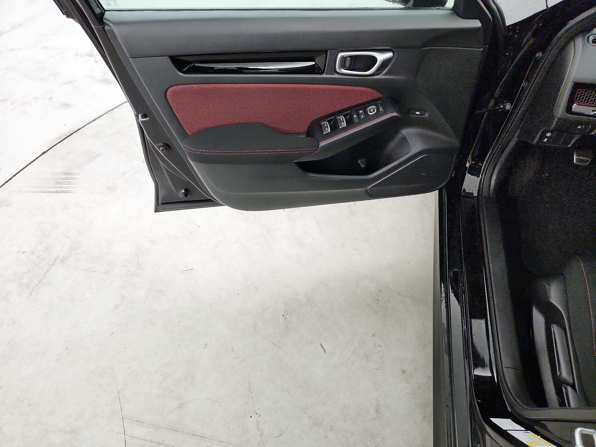 Thumbnail: 2023 Honda Civic - 10