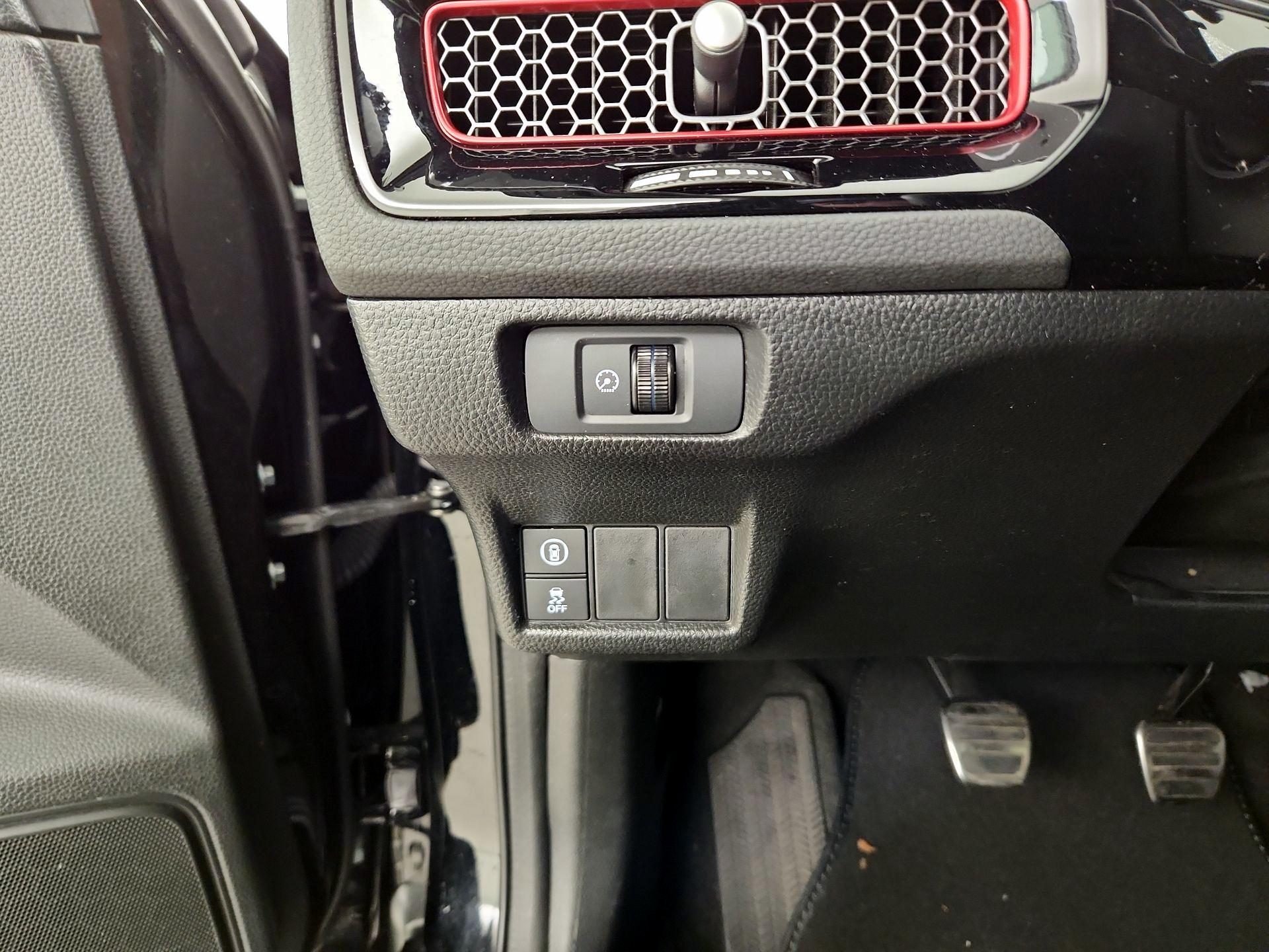 Thumbnail: 2023 Honda Civic - 11