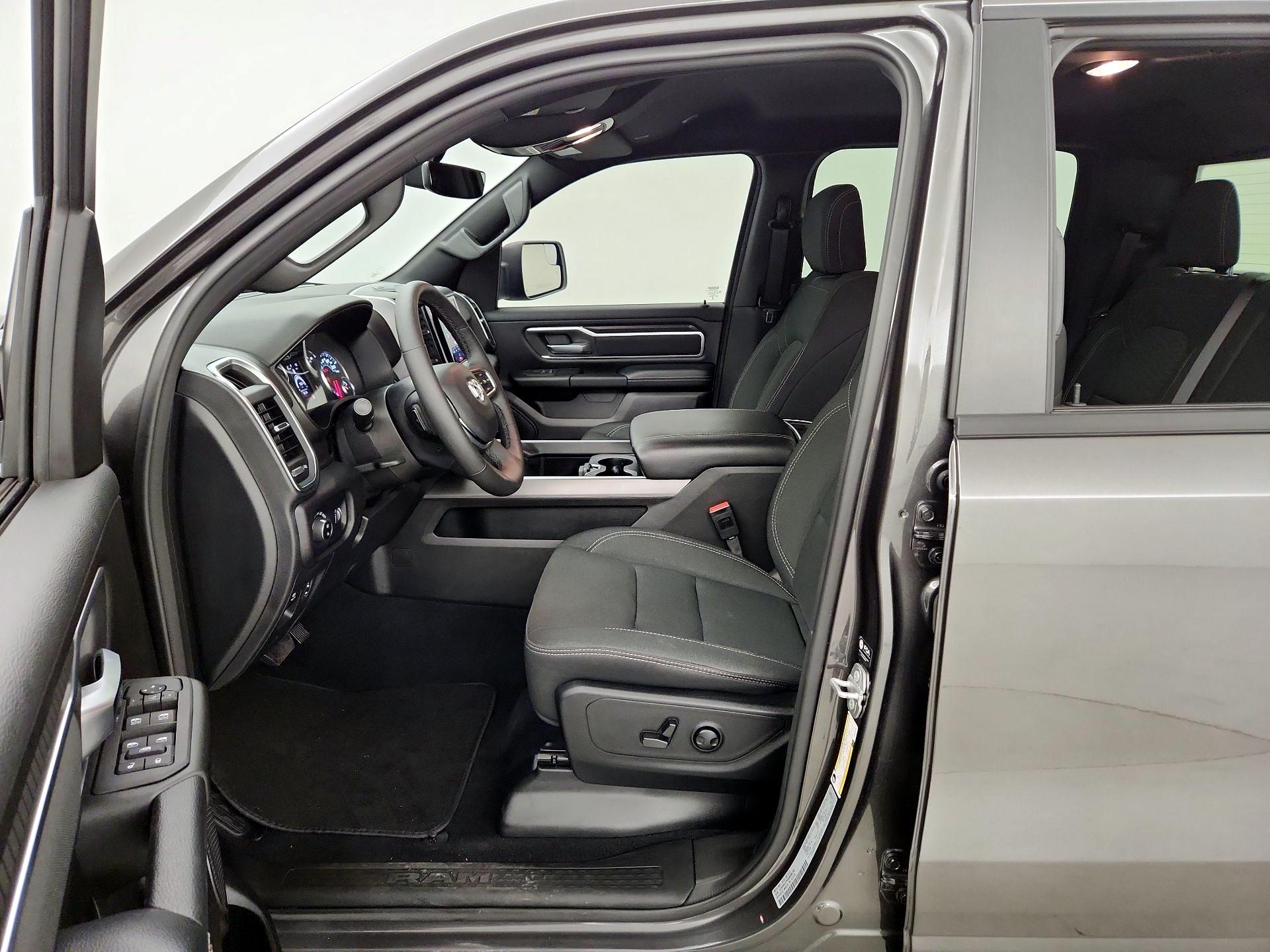 Thumbnail: 2025 RAM 1500 - 11