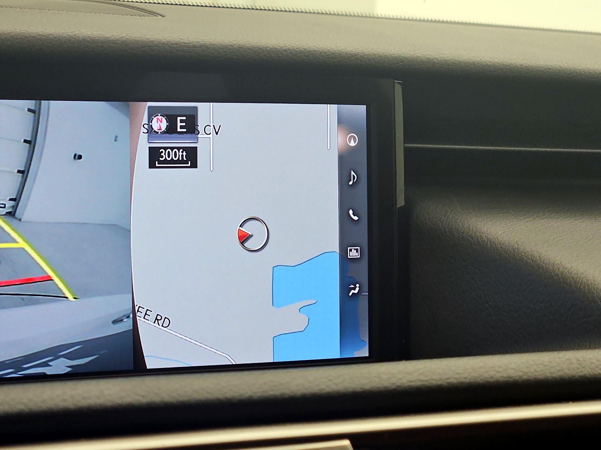 Thumbnail: 2019 Lexus IS - 14