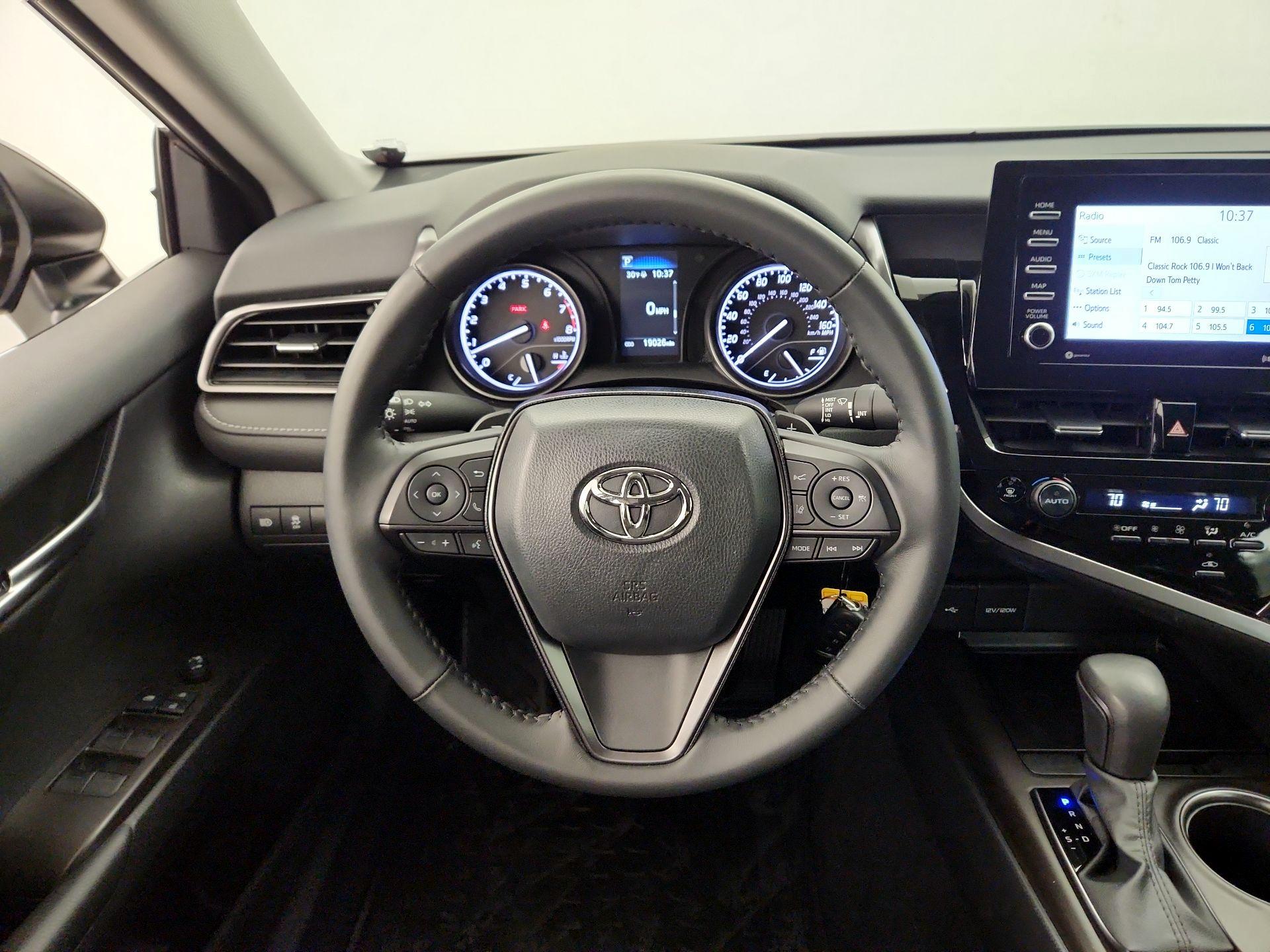 Thumbnail: 2024 Toyota Camry - 10