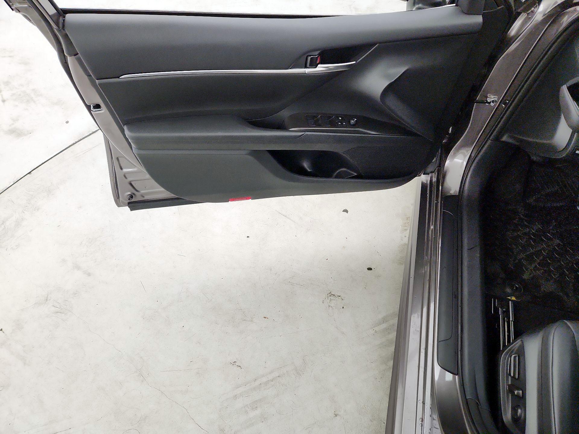 Thumbnail: 2024 Toyota Camry - 12