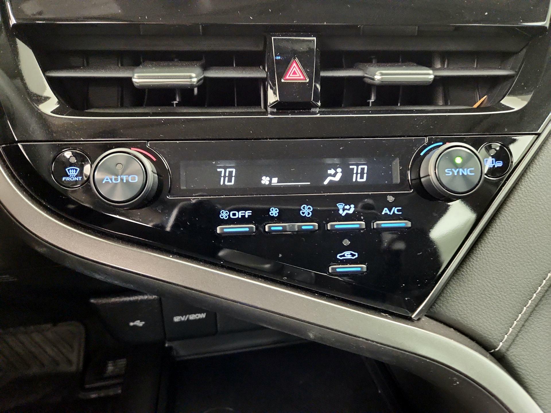 Thumbnail: 2024 Toyota Camry - 16