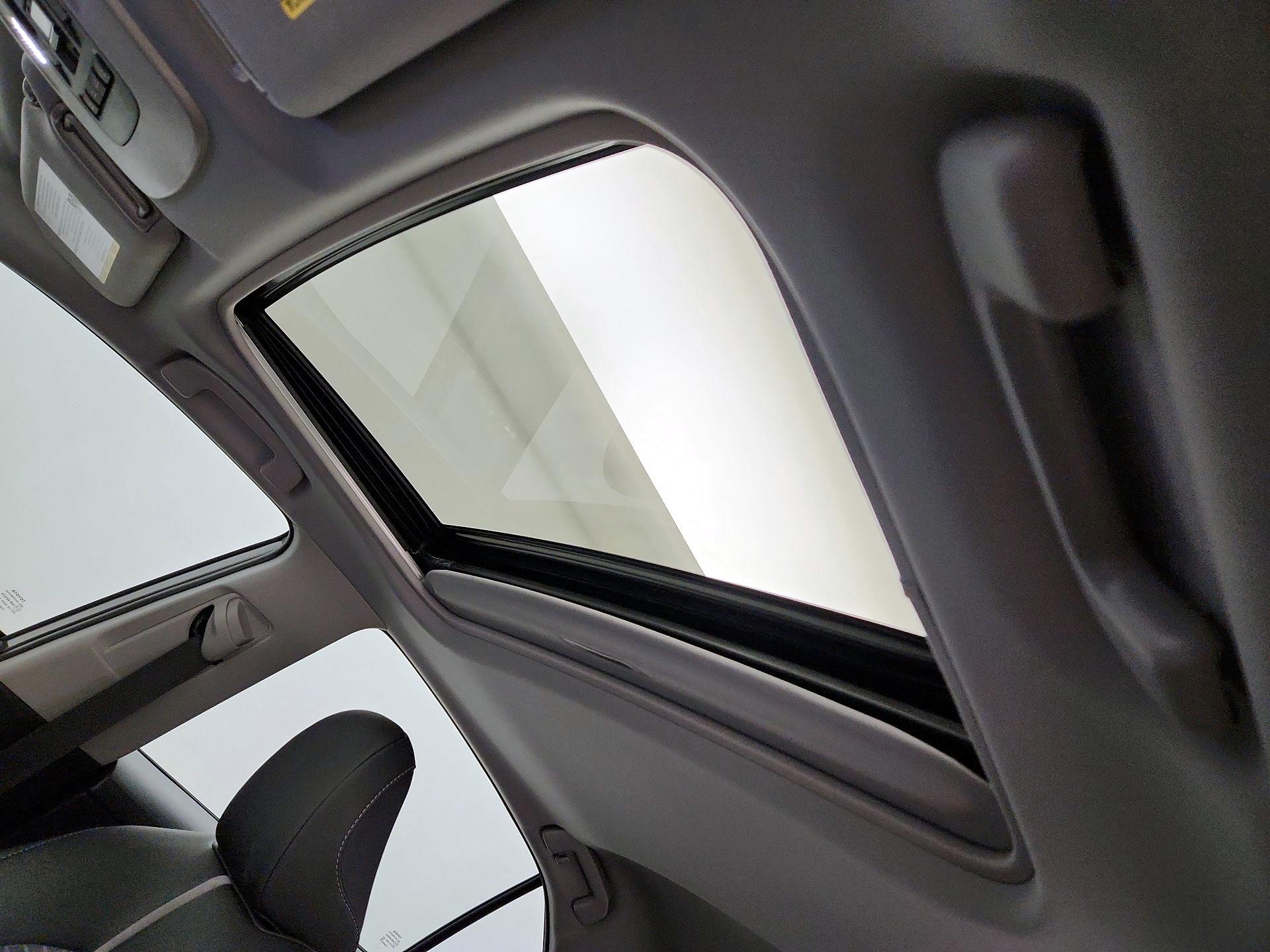 Thumbnail: 2024 Toyota Camry - 19