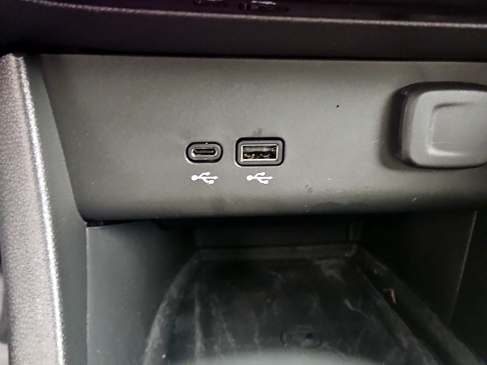 Thumbnail: 2025 Buick Encore GX - 18