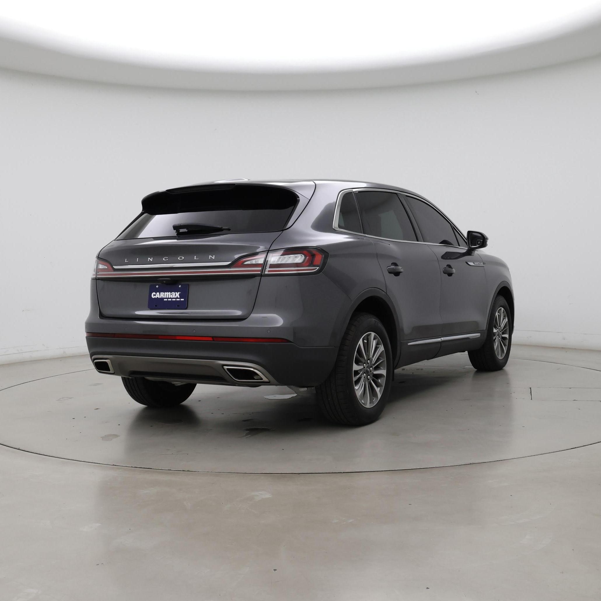 Thumbnail: 2022 Lincoln Nautilus - 8