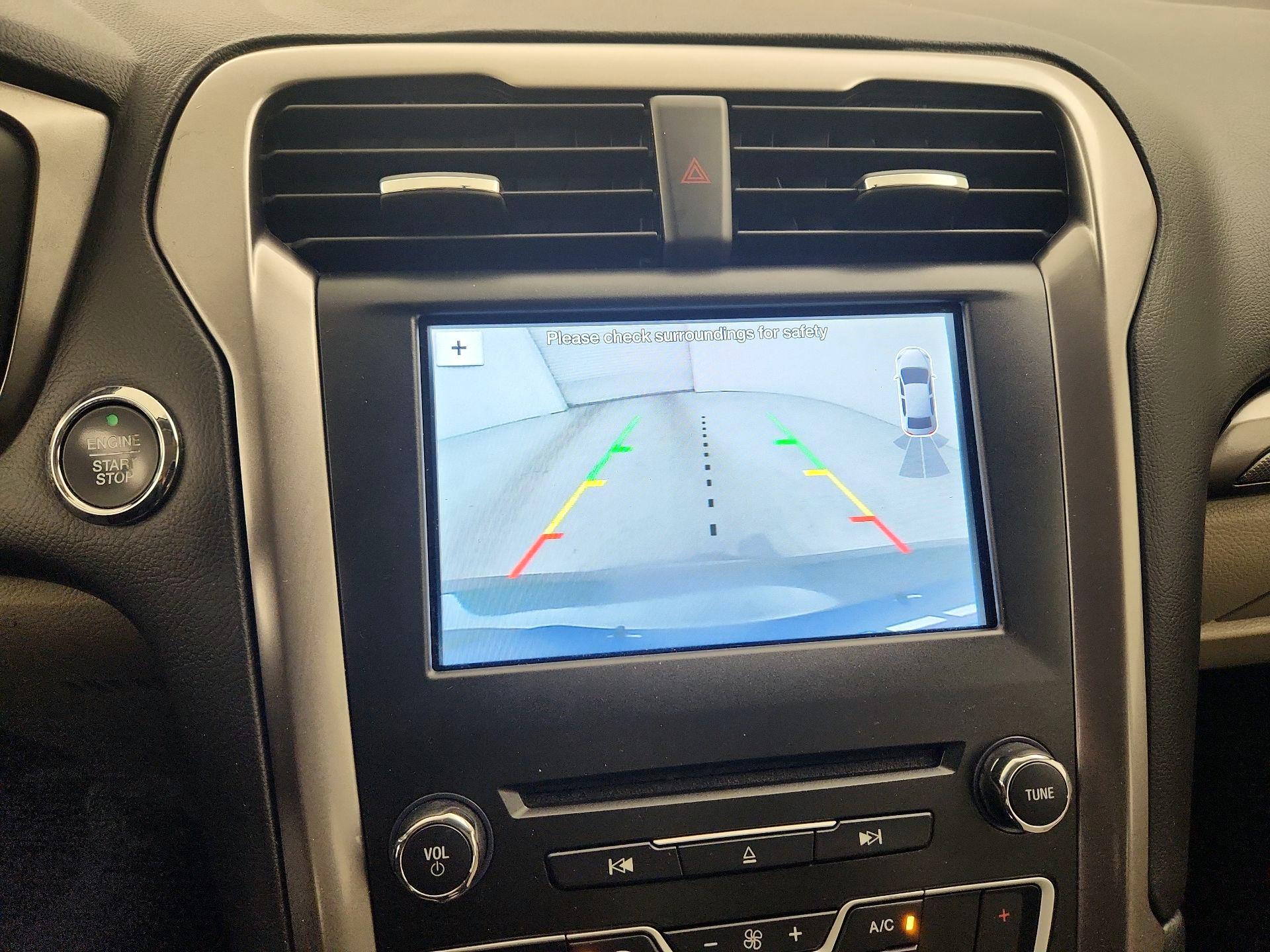 Thumbnail: 2017 Ford Fusion - 12