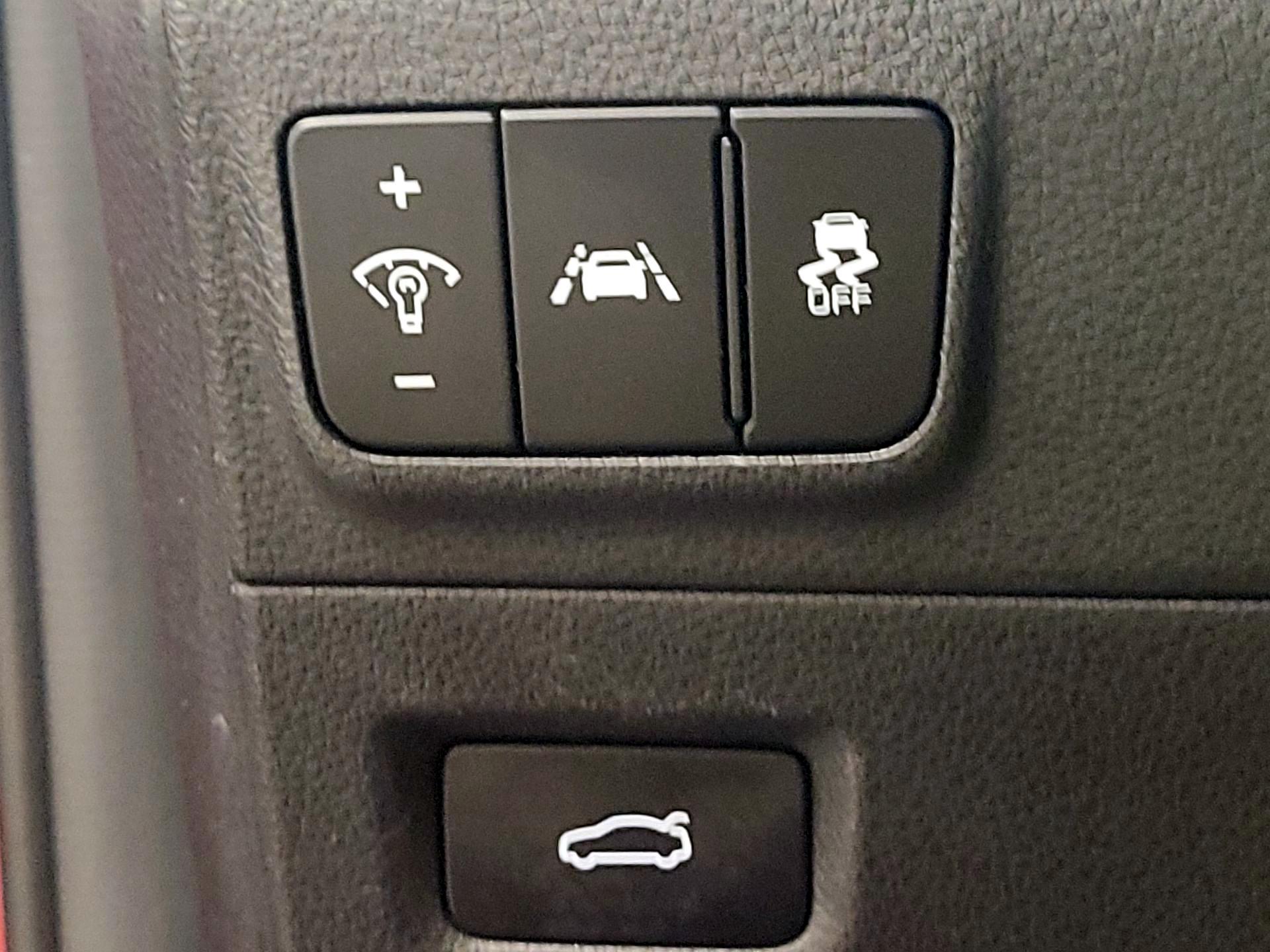 Thumbnail: 2022 Kia K5 - 13