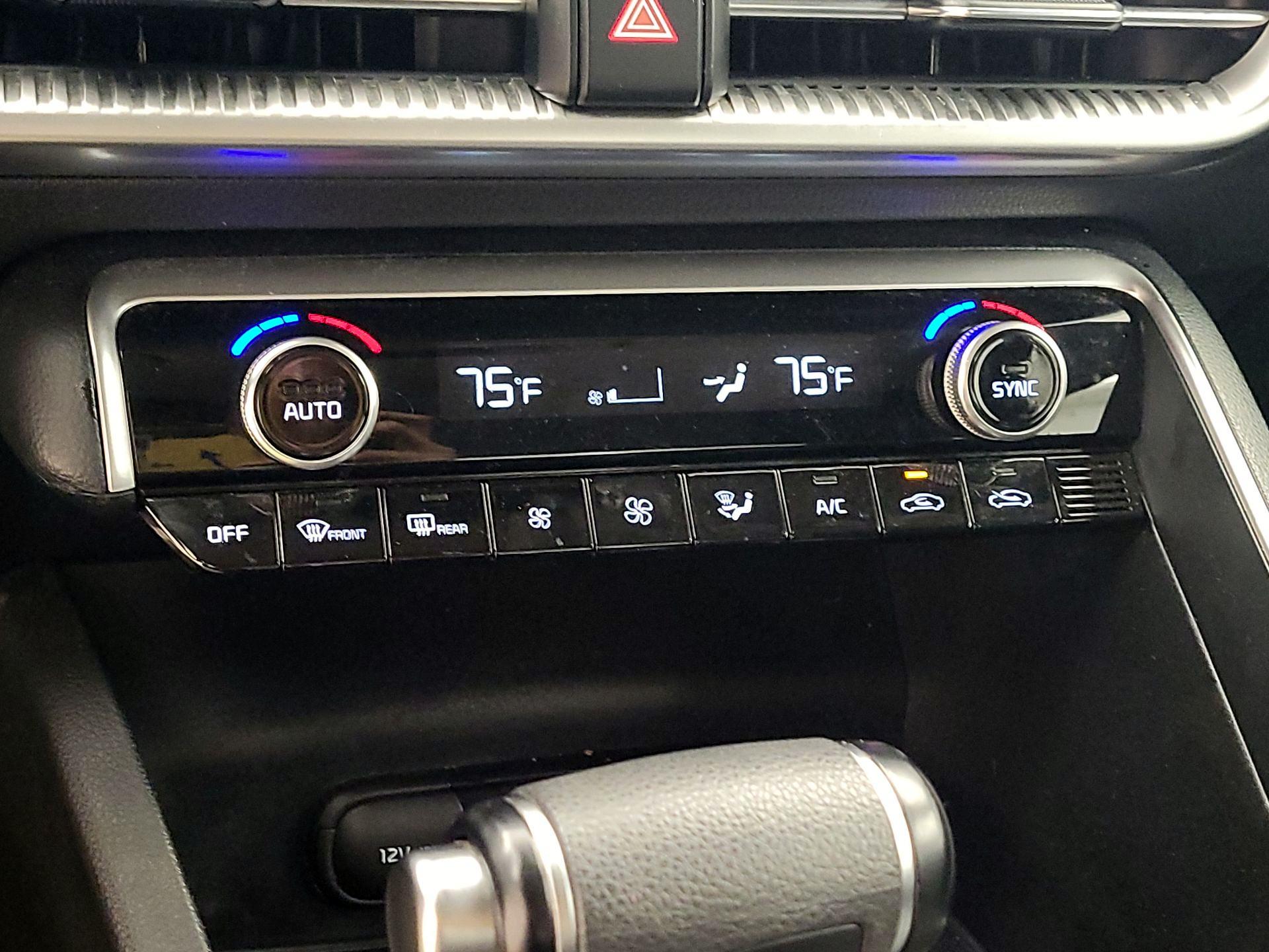 Thumbnail: 2022 Kia K5 - 16