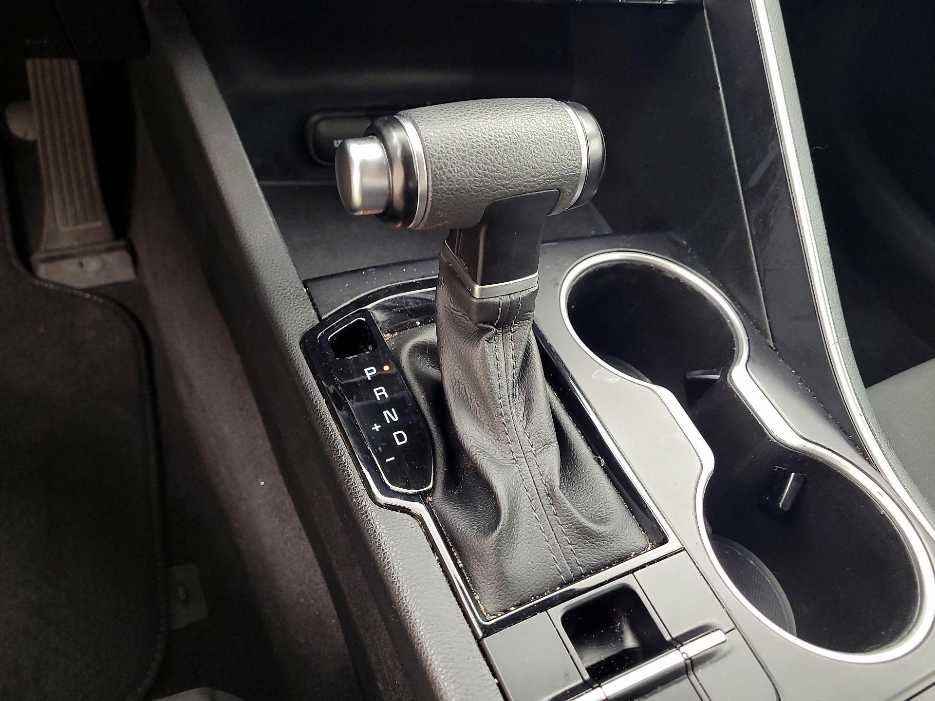 Thumbnail: 2022 Kia K5 - 17