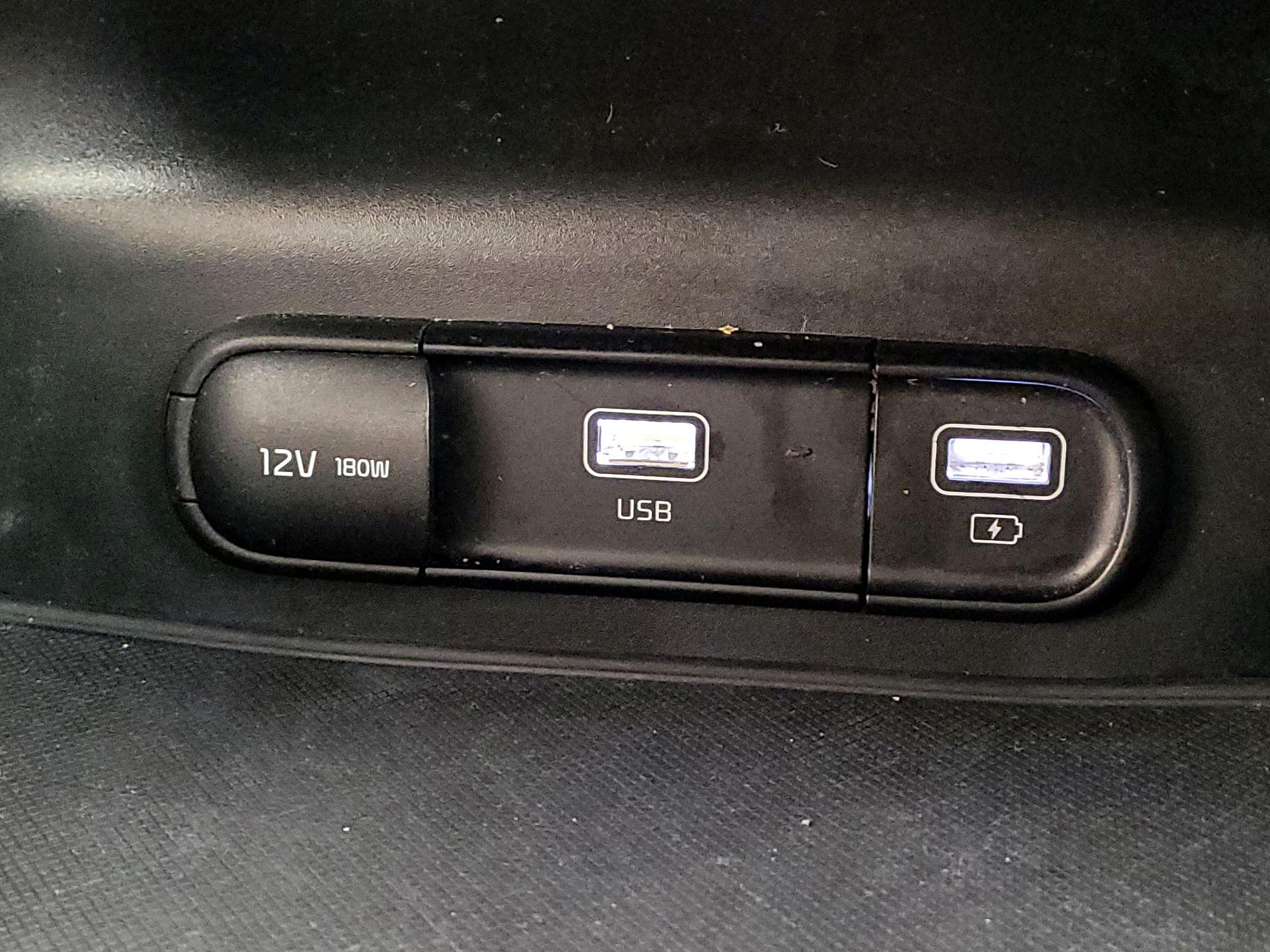 Thumbnail: 2022 Kia K5 - 18