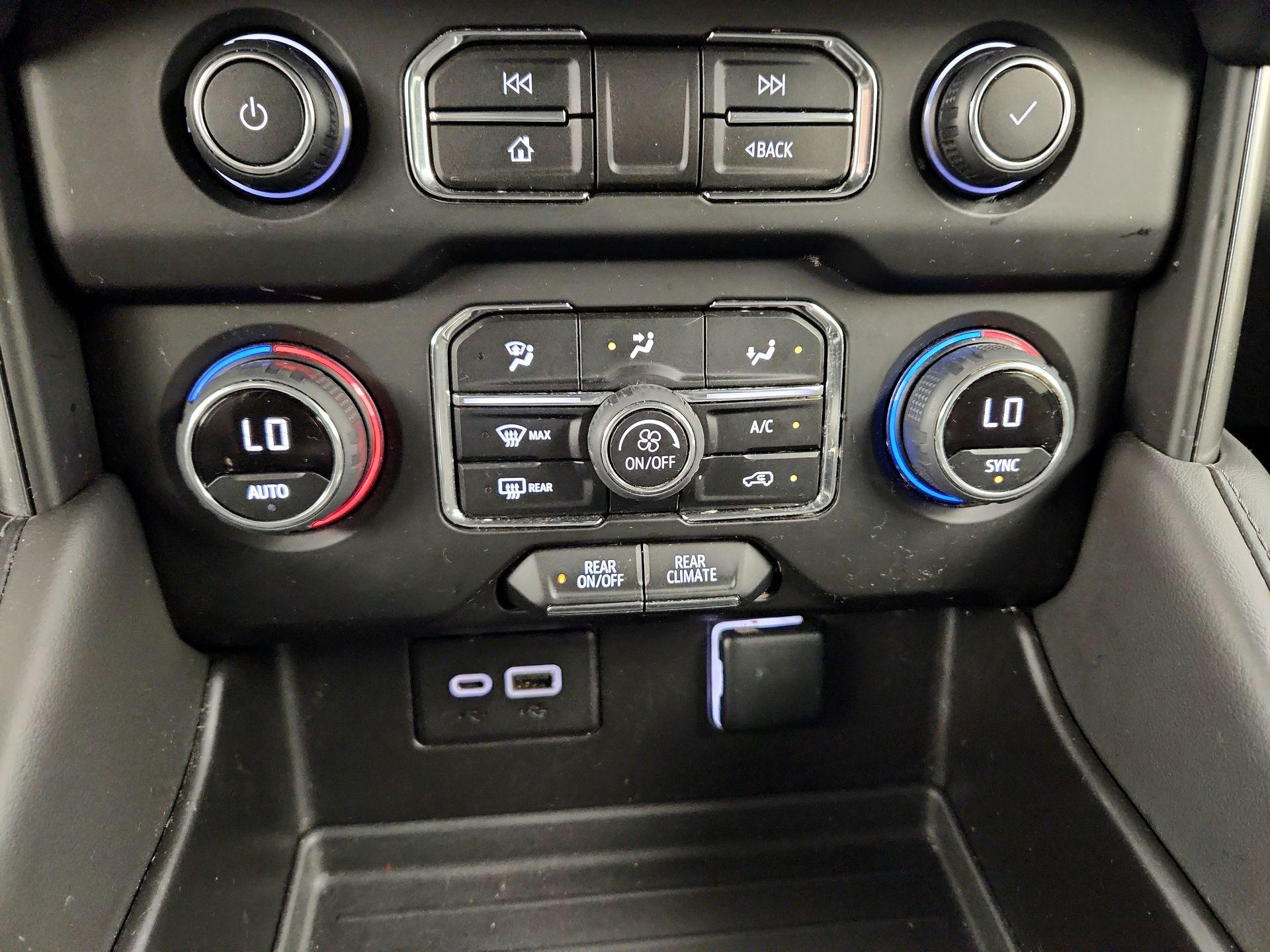 Thumbnail: 2022 Chevrolet Tahoe - 14