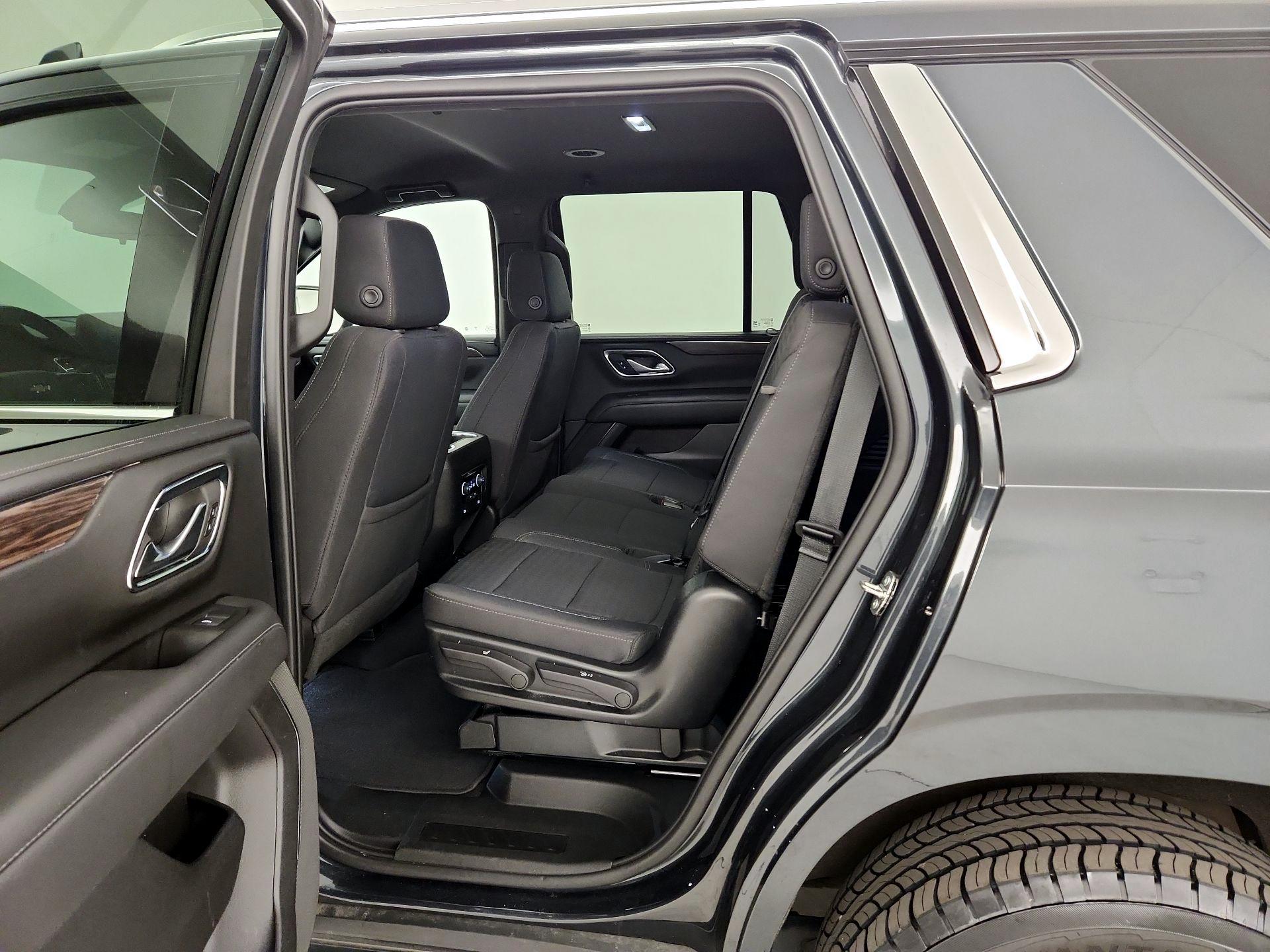 Thumbnail: 2022 Chevrolet Tahoe - 17