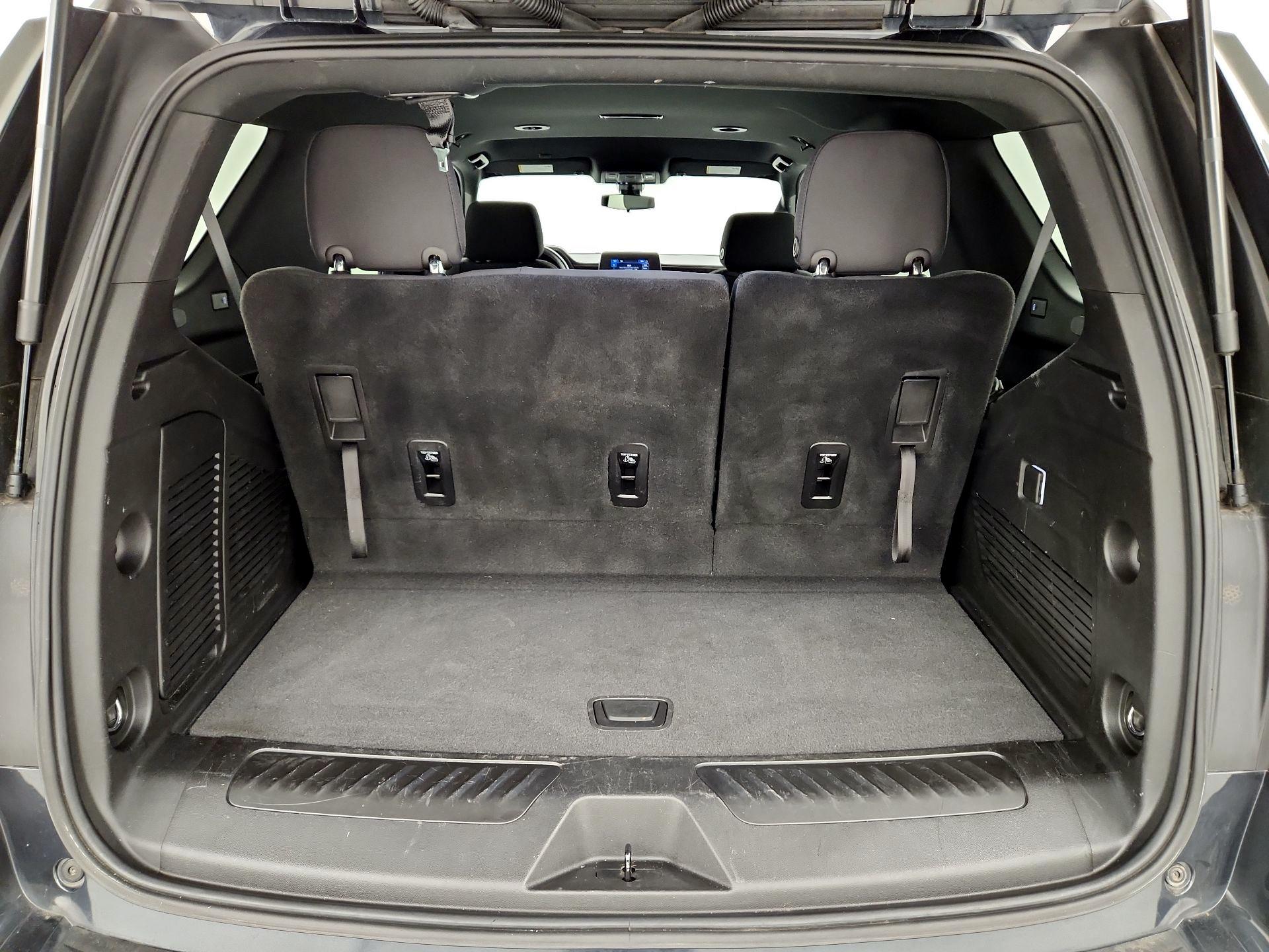 Thumbnail: 2022 Chevrolet Tahoe - 19