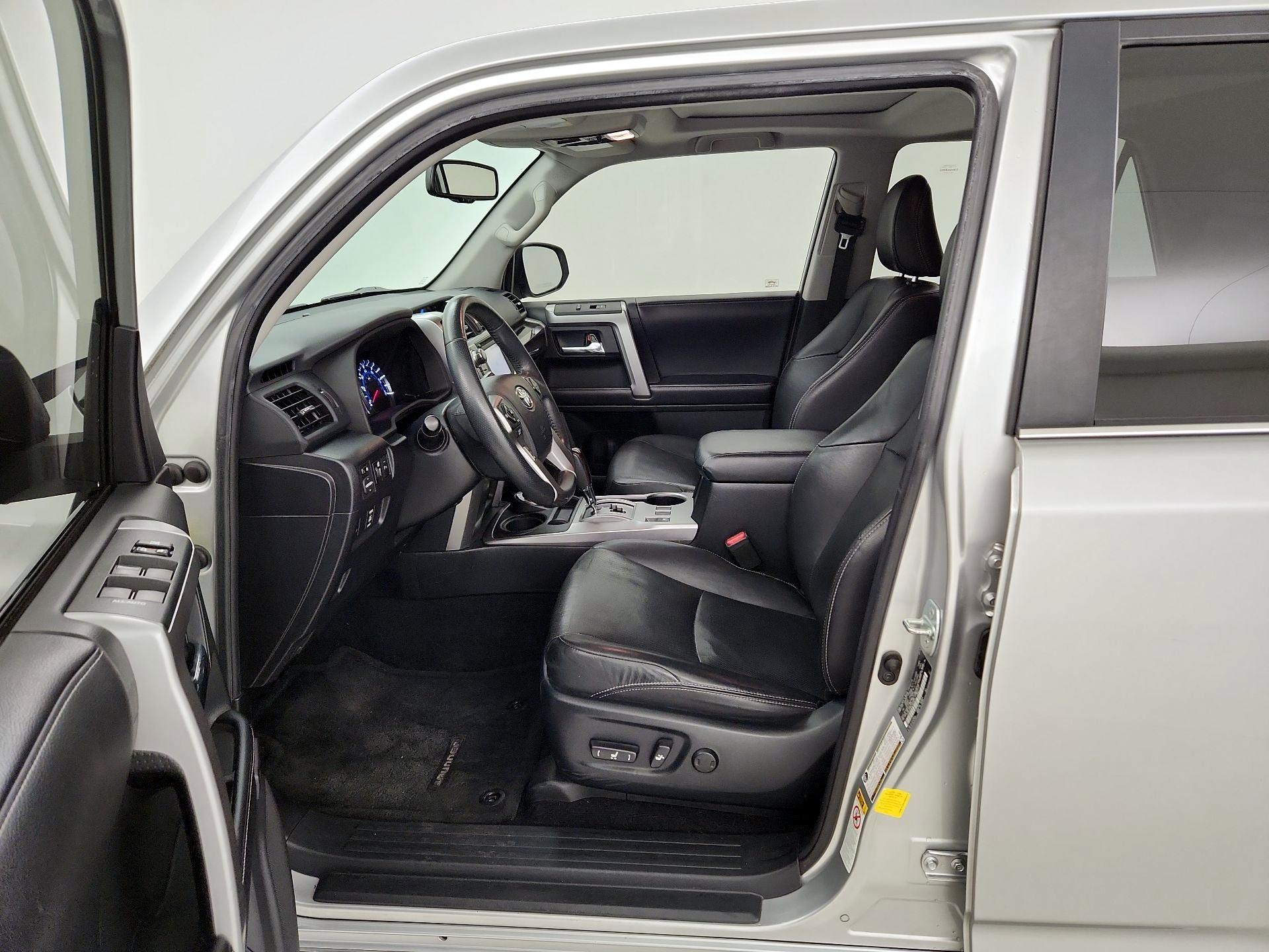 Thumbnail: 2018 Toyota 4Runner - 9