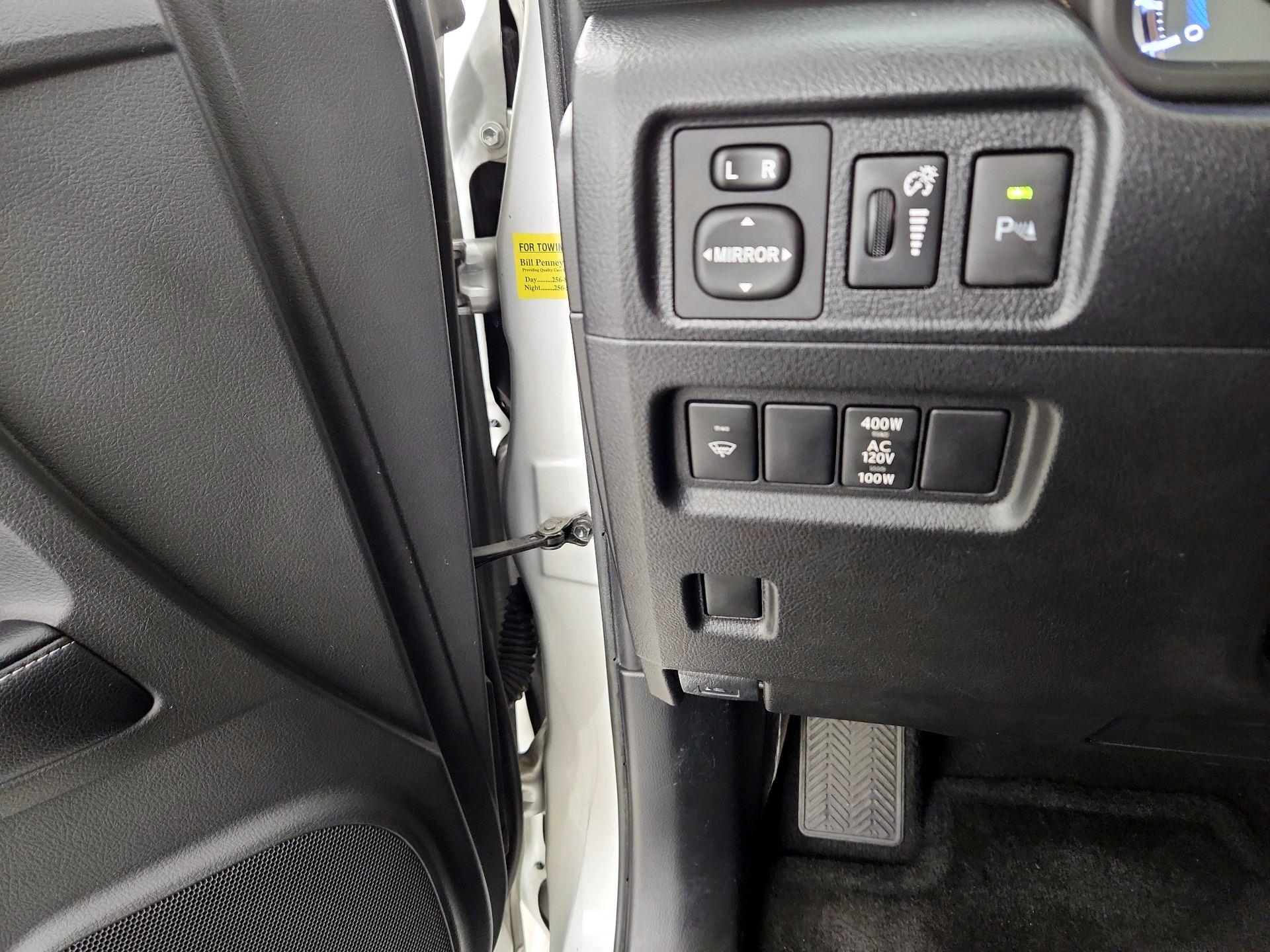 Thumbnail: 2018 Toyota 4Runner - 11