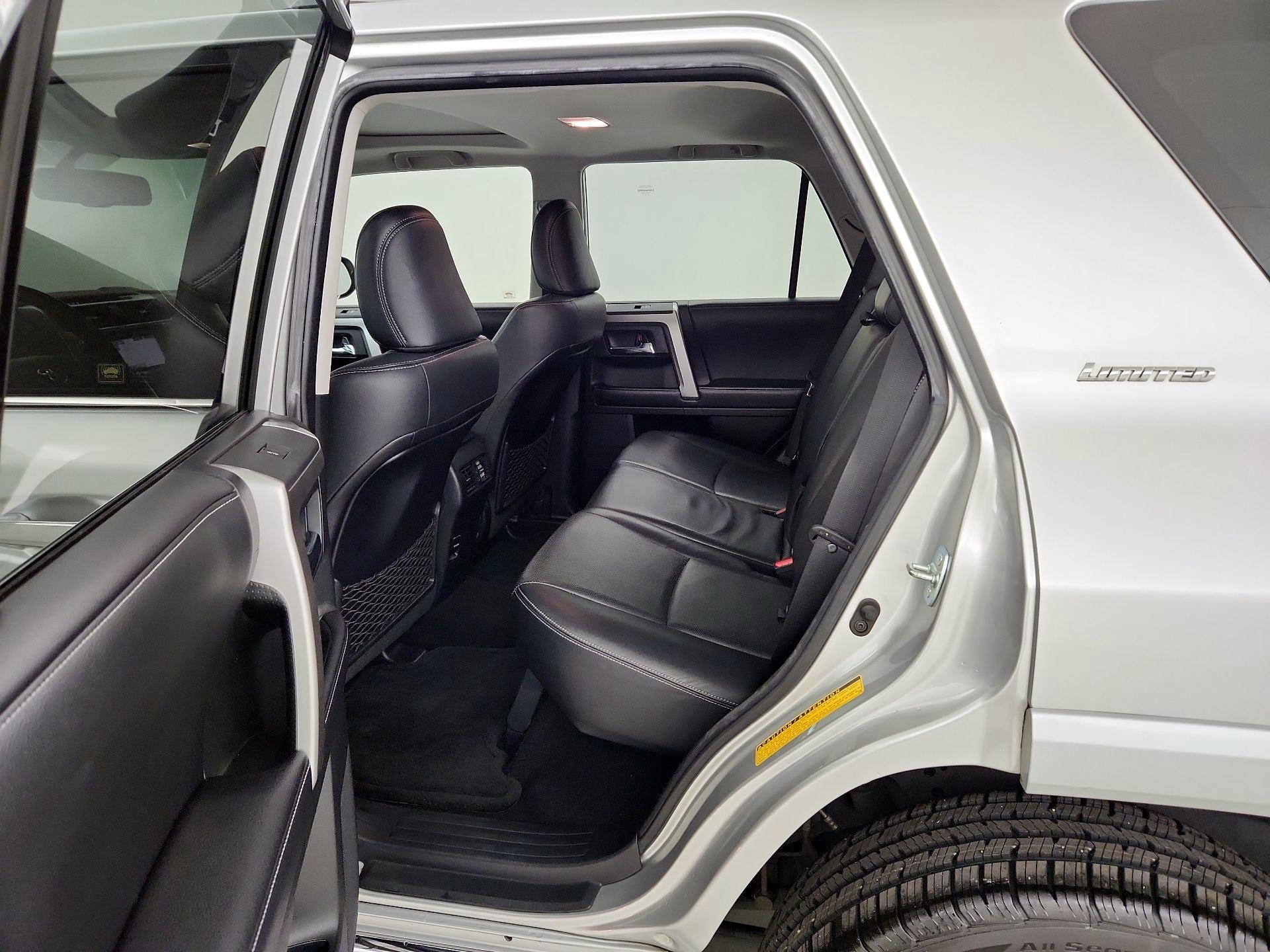 Thumbnail: 2018 Toyota 4Runner - 19